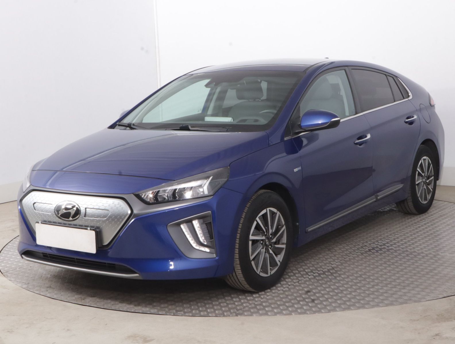 Hyundai Ioniq, Electric 38 kWh, Style - fotka 3