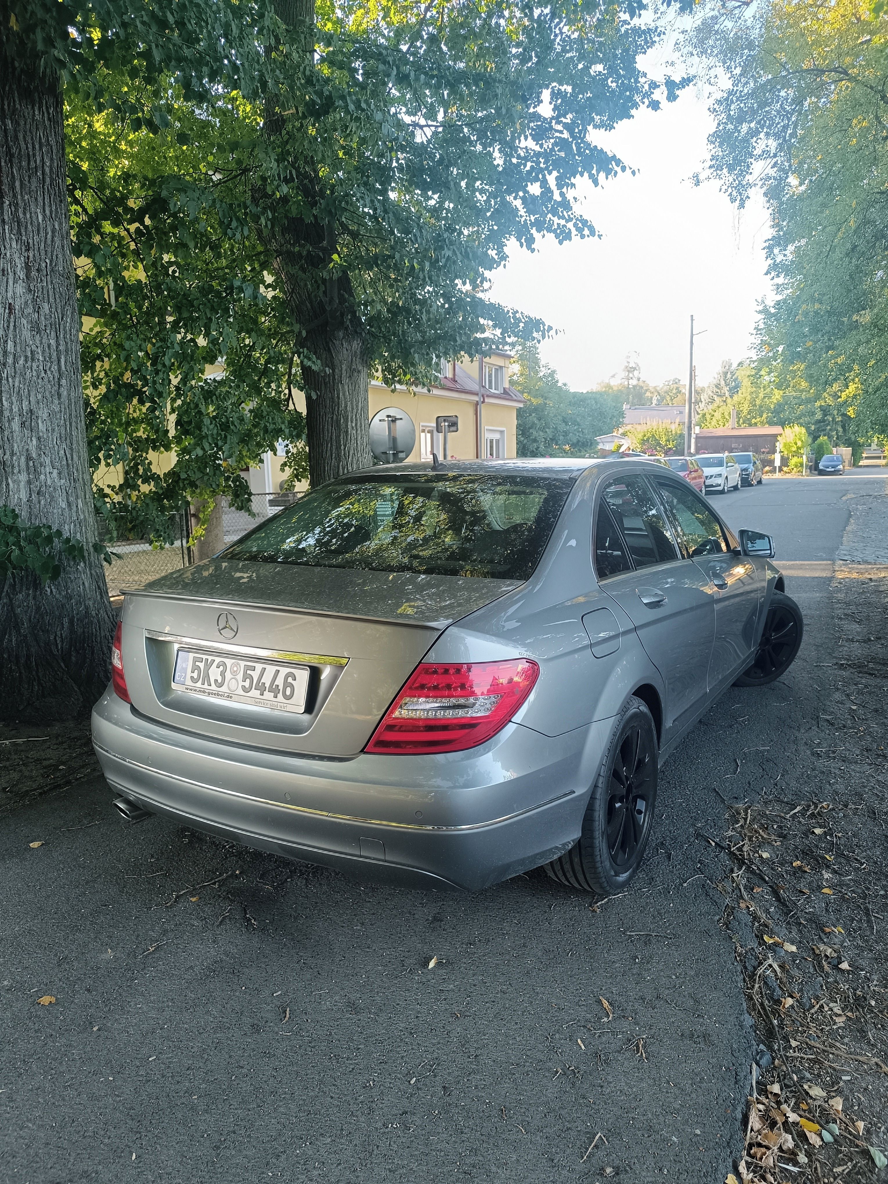 Mercedes-Benz Třídy C, Mercedes-Benz c220 125kw - fotka 5
