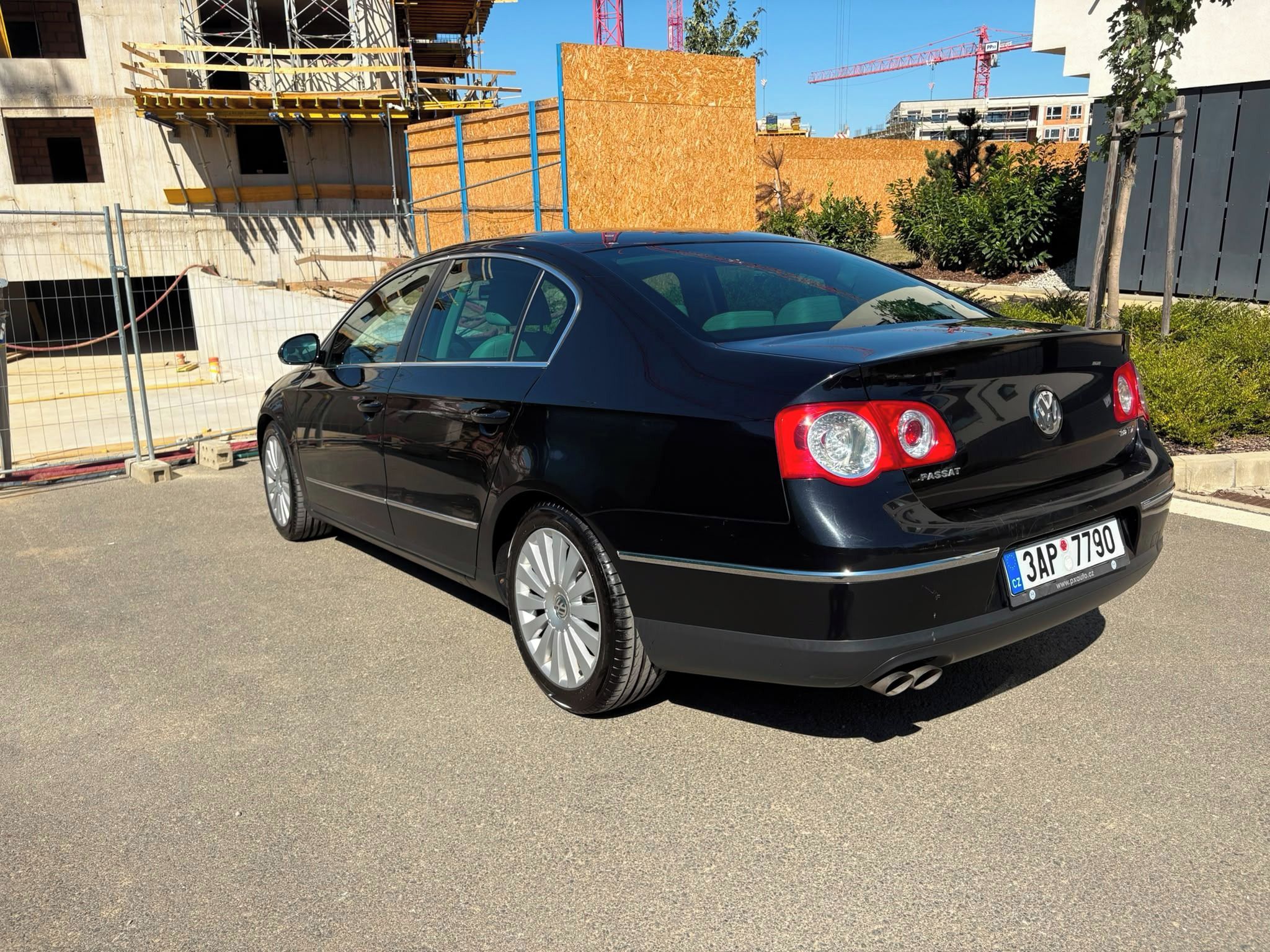 Volkswagen Passat, 2.0 TDI 125 KW - fotka 4