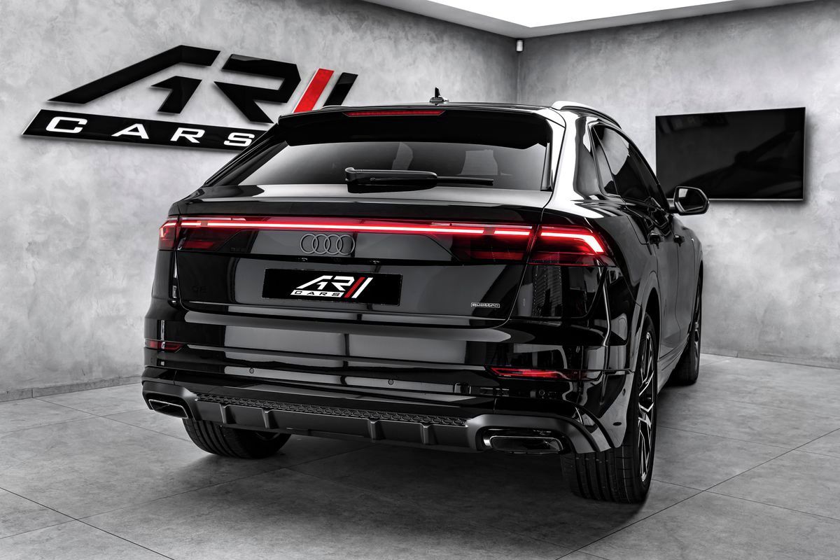 Audi Q8, 50TDI FL S-line Laser B&O - fotka 6