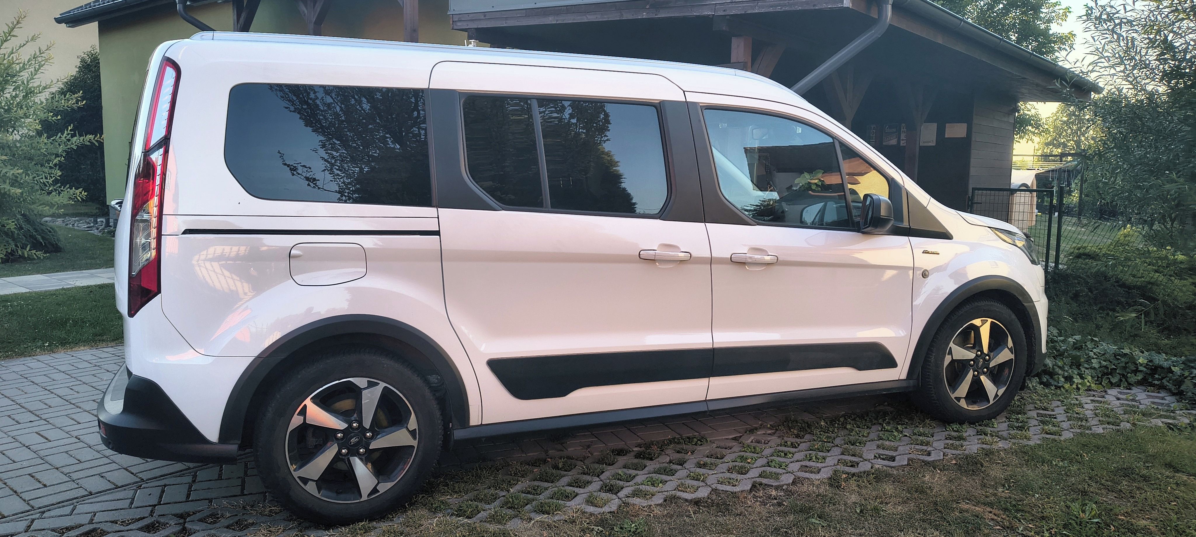 Ford Tourneo Connect, FORD GRAND TOURNEO CONNECT ACT - fotka 4