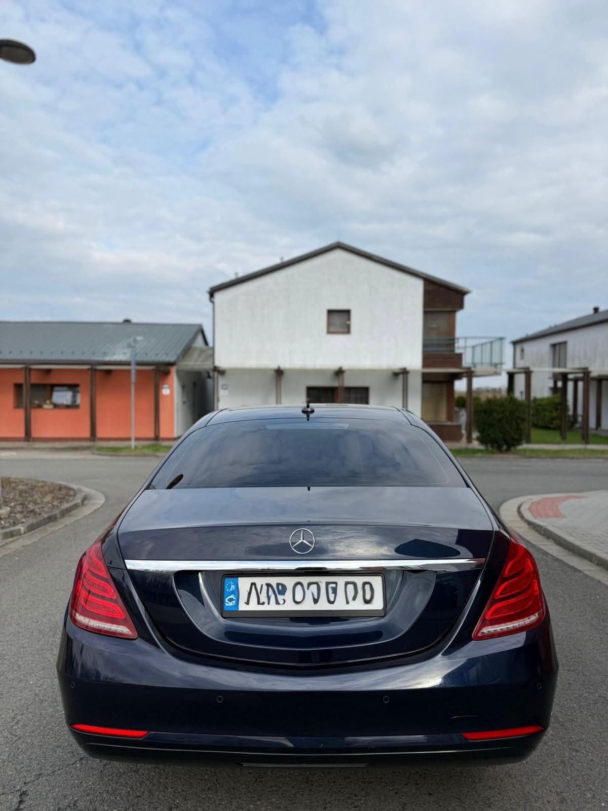 Mercedes-Benz Třídy S, Mercedes-Benz S 350 d 4MATIC - fotka 4