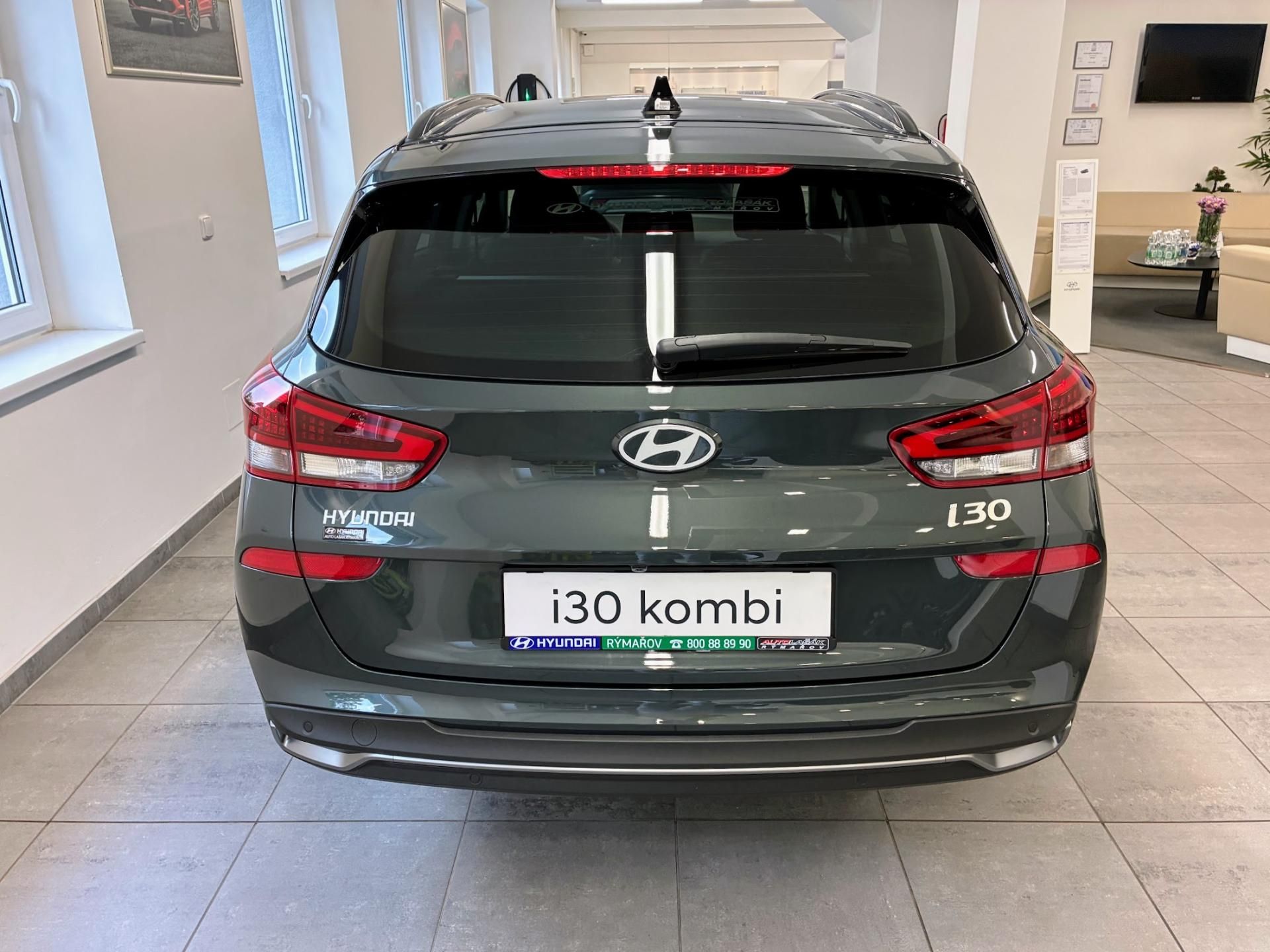 Hyundai i30, 1,6 T-GDi 110kW DCT GO CZECH - fotka 4
