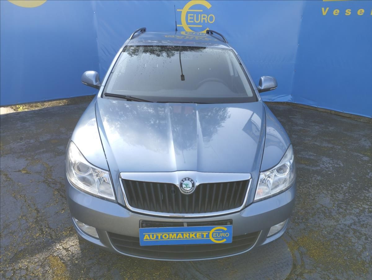 Škoda Octavia, 1,6 MPi 75KW DSG - fotka 2