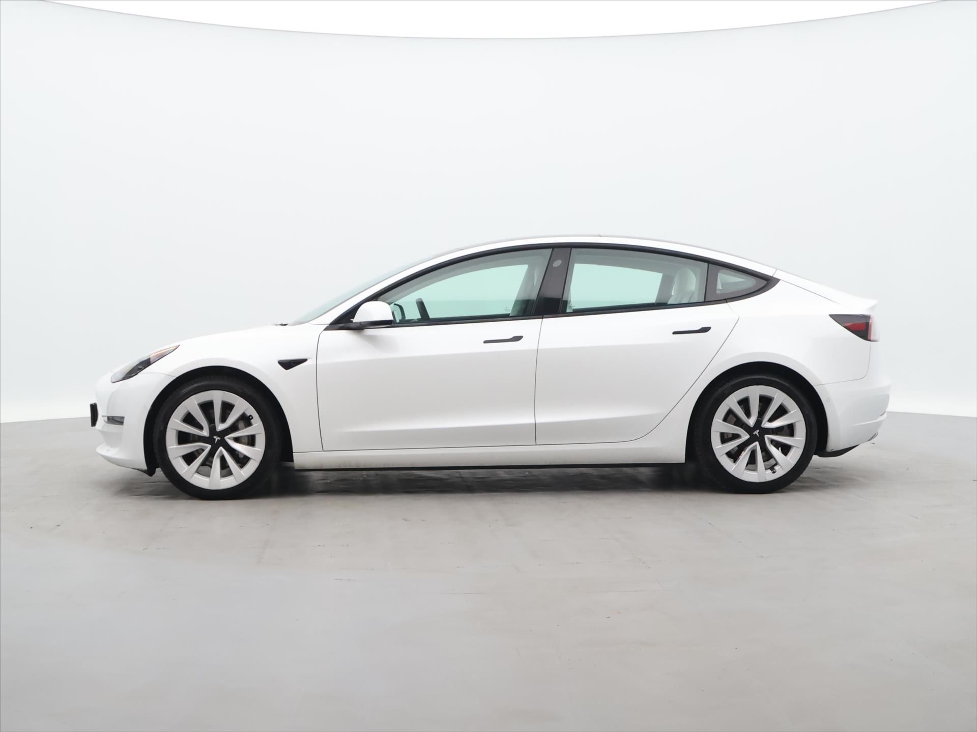 Tesla Model 3, LongRange AWD SOH 90,6% DPH - fotka 4