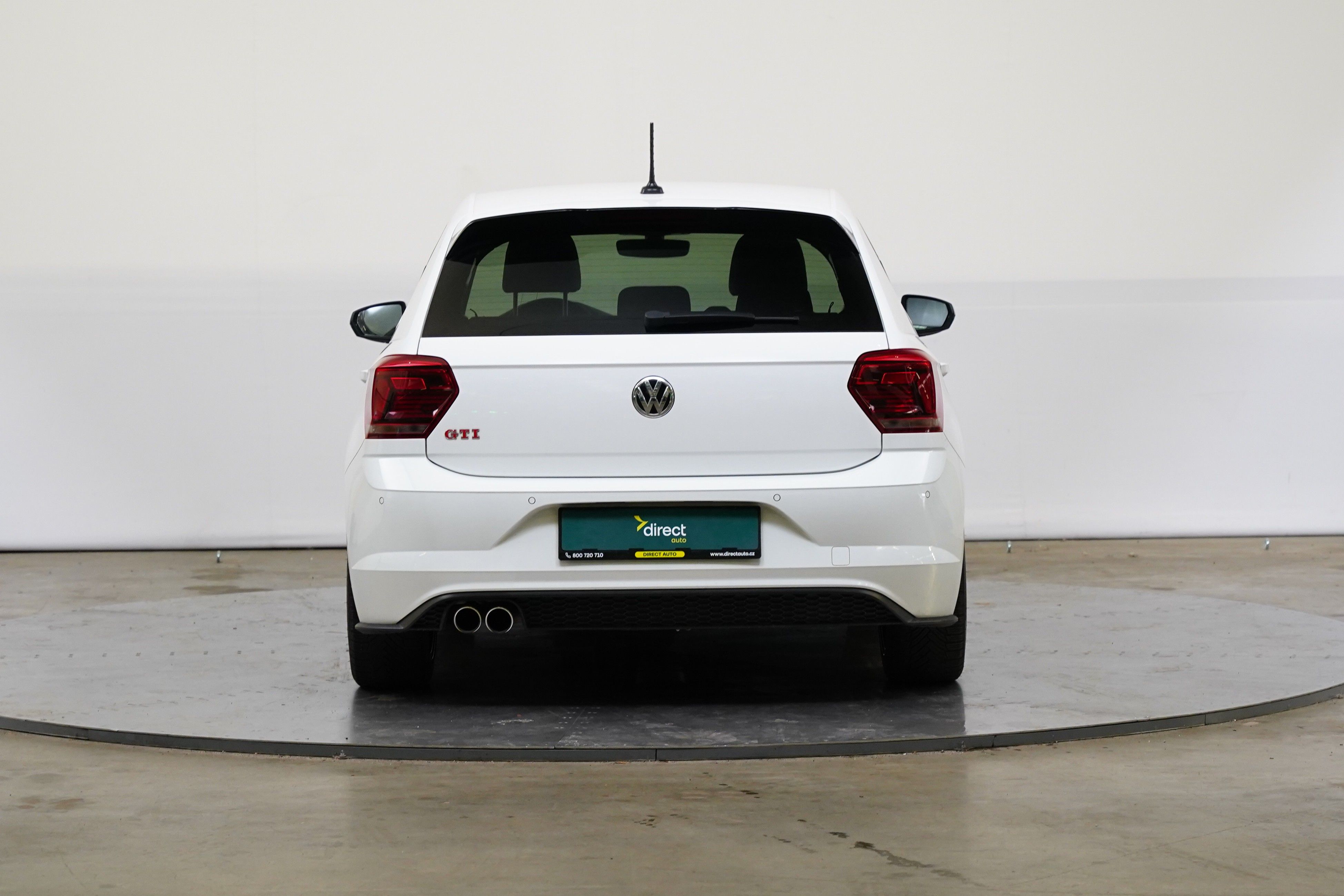 Volkswagen Polo, 2.0 TSI 147 kW GTI - fotka 6