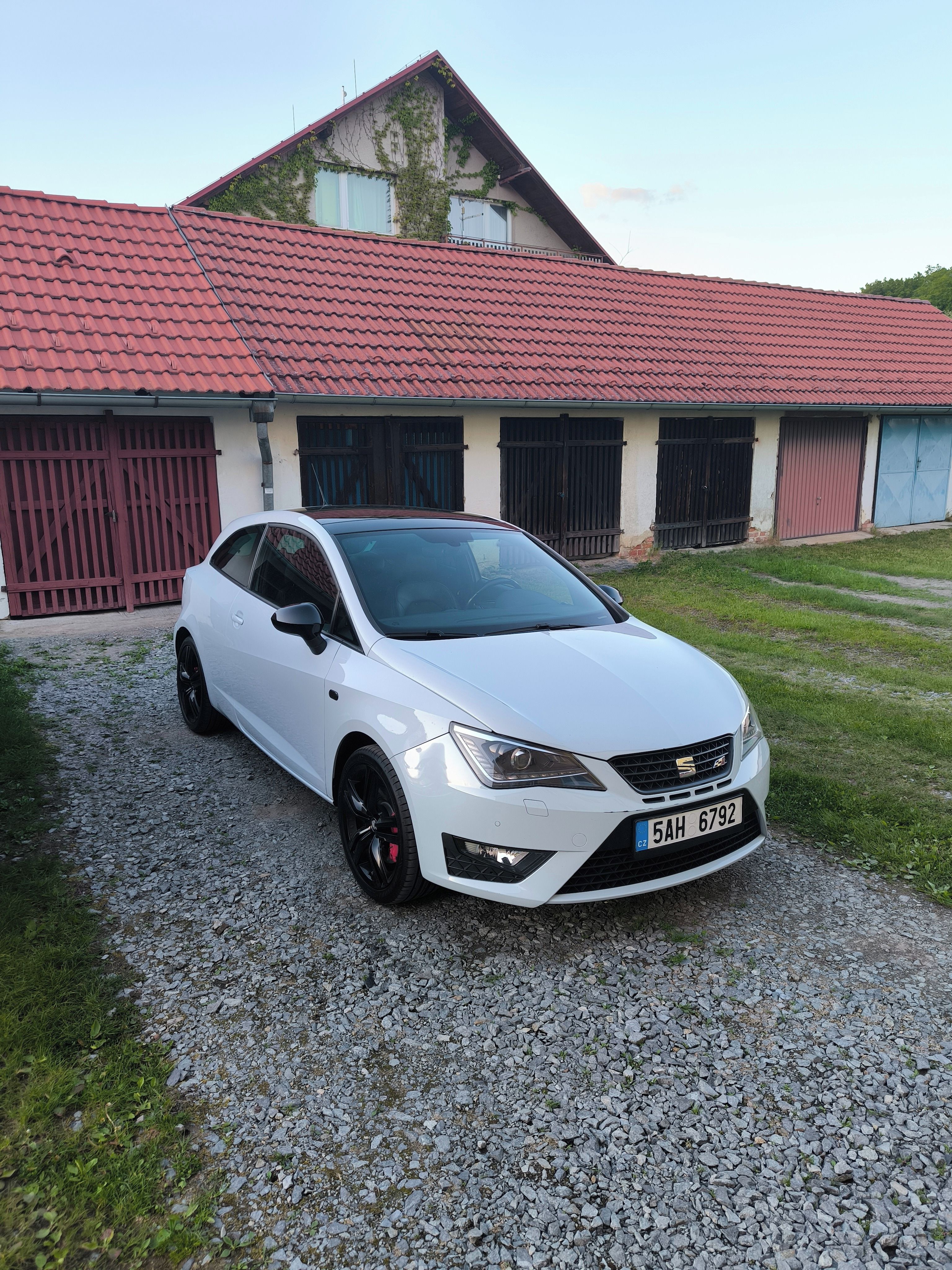 Seat Ibiza, Cupra 6p 1.8TSI + stage 1 Apr - fotka 5