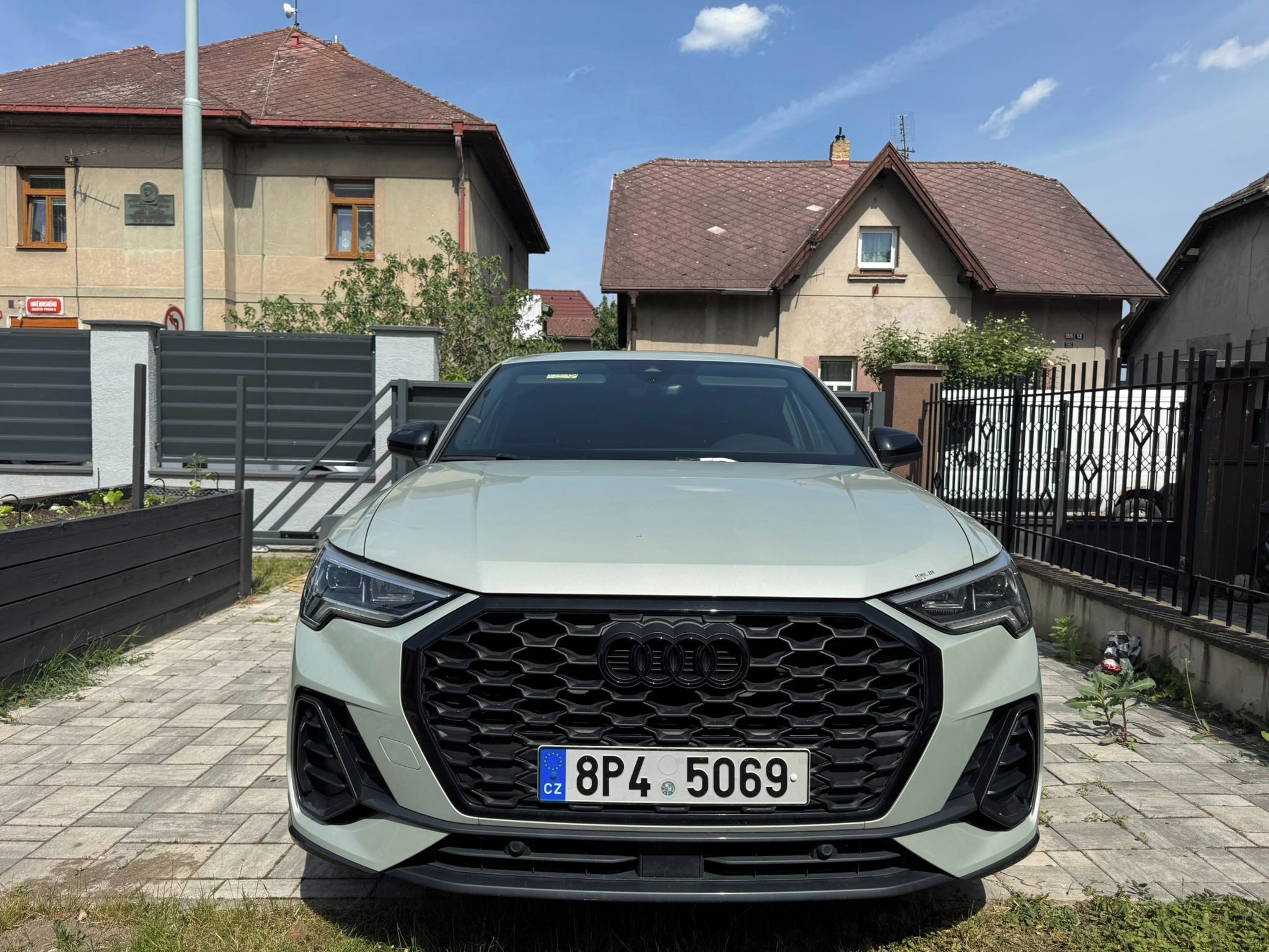 Audi Q3 - fotka 2
