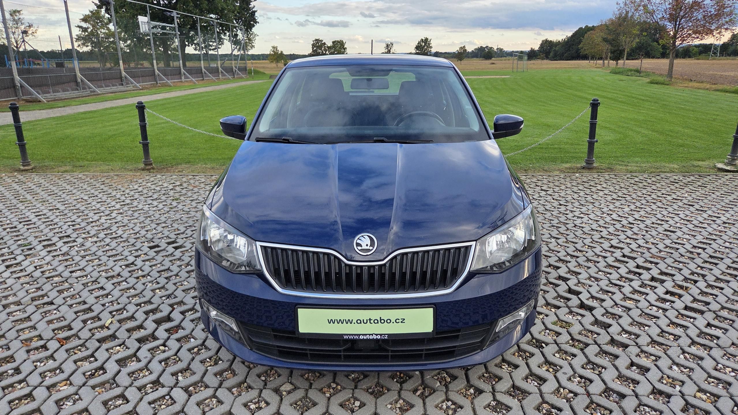 Škoda Fabia, 1.0 TSI 81 kW Ambition CZ DPH - fotka 2