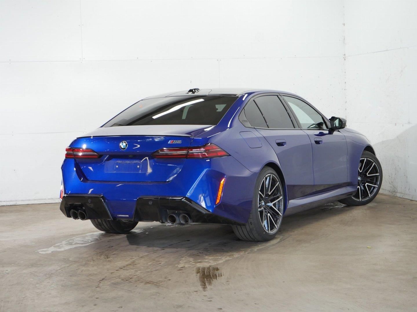 BMW M5, M5 Competition xDrive - fotka 4