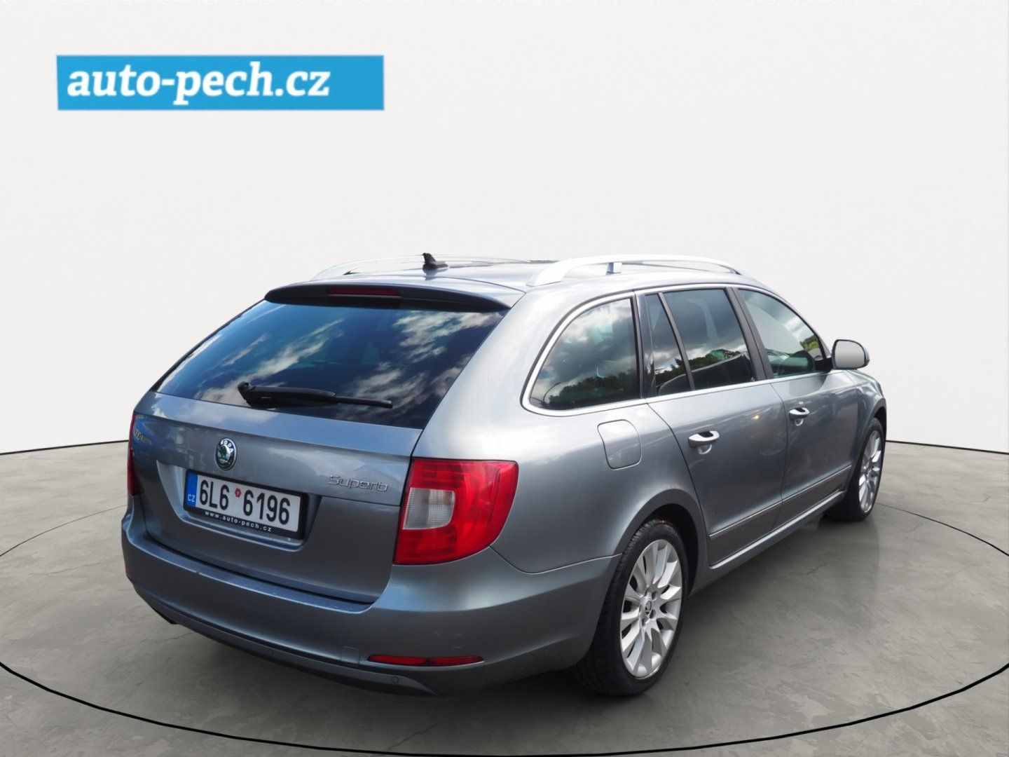 Škoda Superb, 1.8 TSI, 118 kW - fotka 4