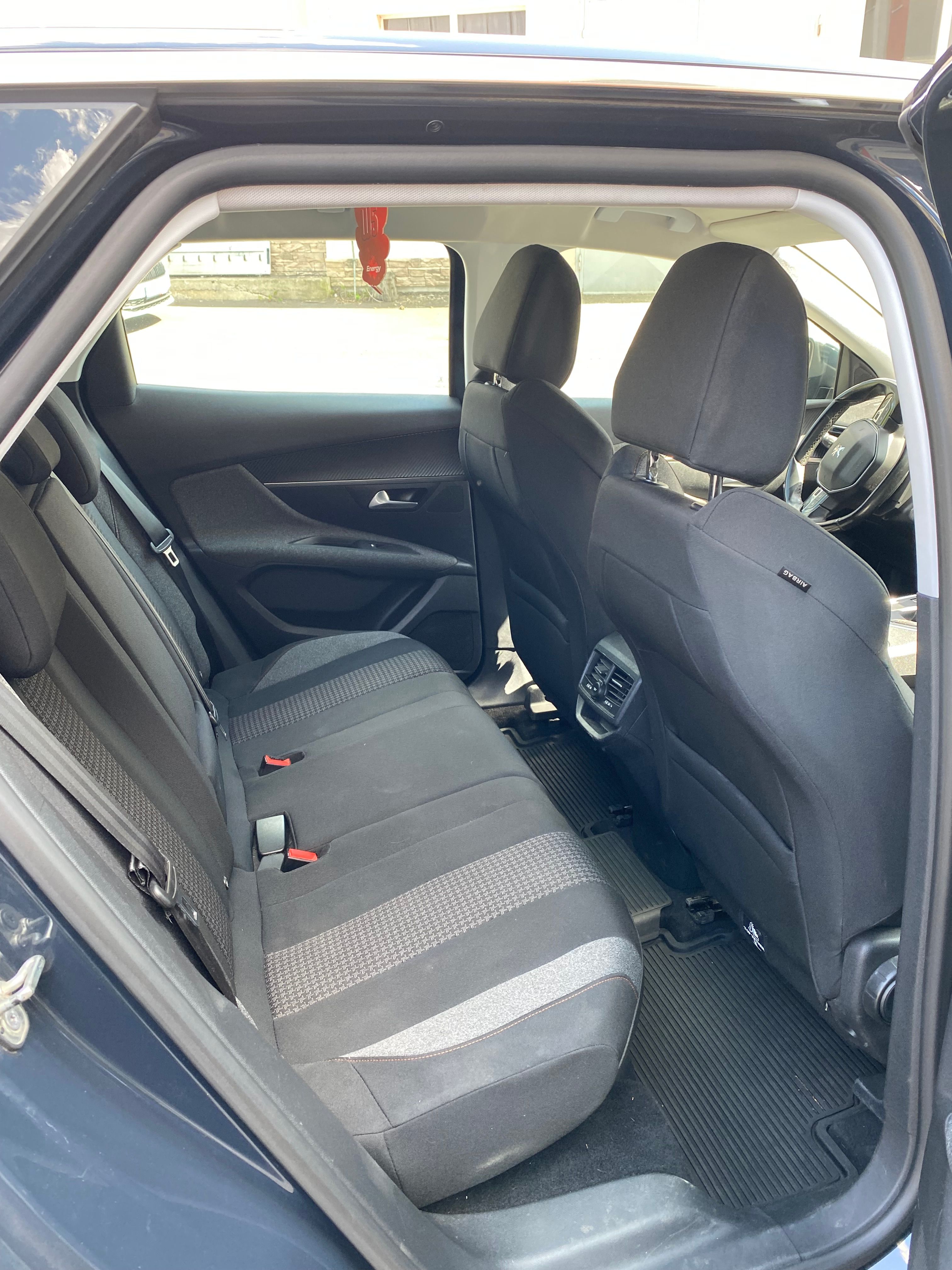 Peugeot 3008 - fotka 6