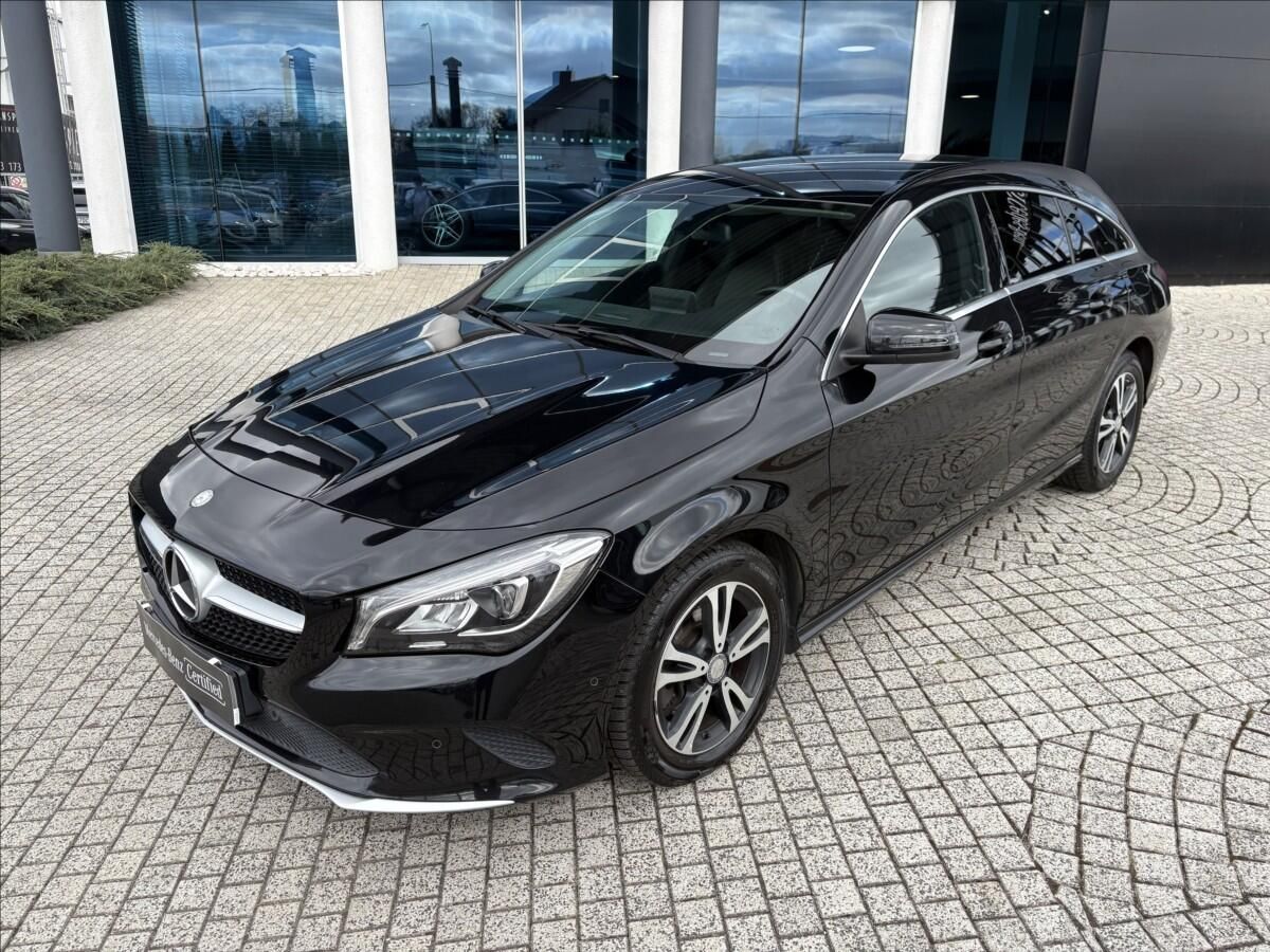 Mercedes-Benz CLA, 1,6 180 SB ČR 1.maj - fotka 3