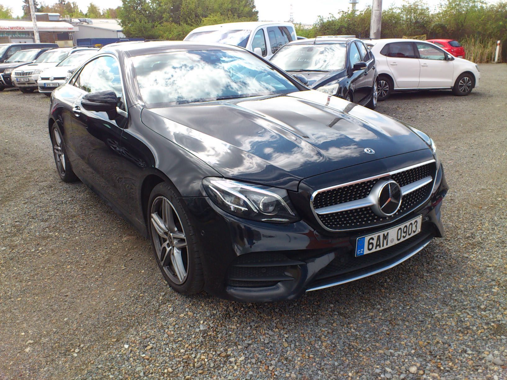 Mercedes-Benz Třídy E, E 220 4-matic 143 Kw - fotka 2