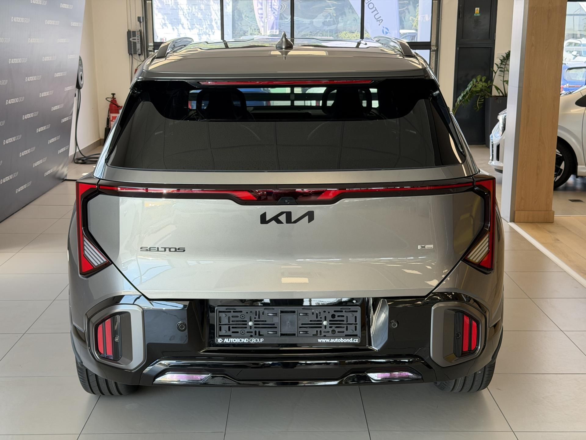 Kia Seltos, 1,6 T-GDi GPF 4x2 7DCT X-LINE - fotka 3