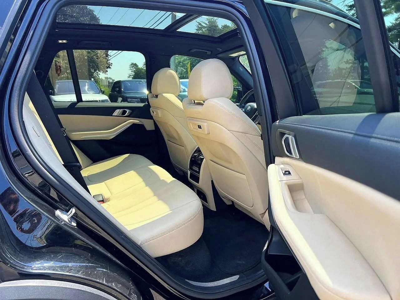 BMW X5, Auto na cestě - fotka 6