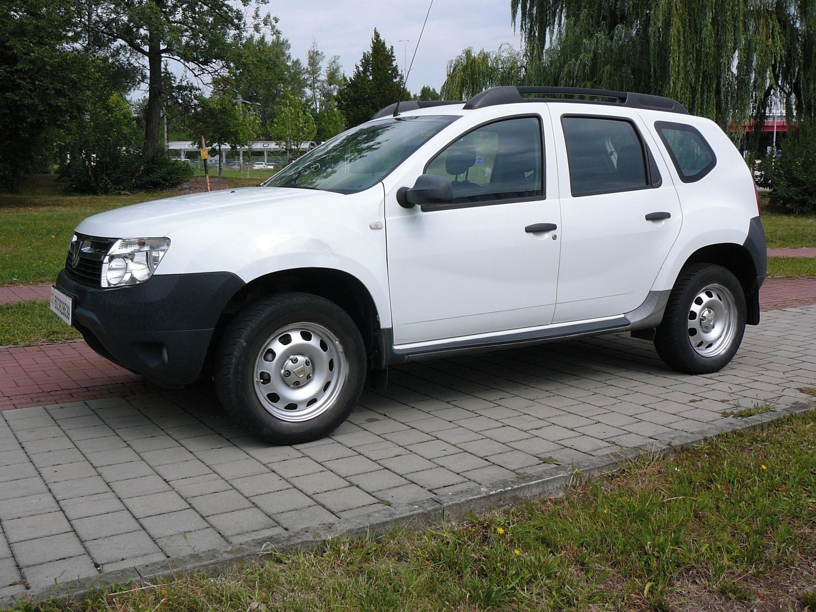 Dacia Duster, 16i 77kW 1MAJ ČR - fotka 2