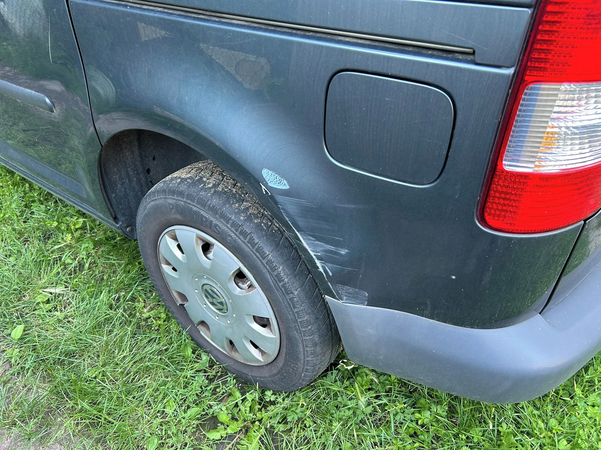 Volkswagen Caddy, 1,9 TDI - Servisováno - fotka 6