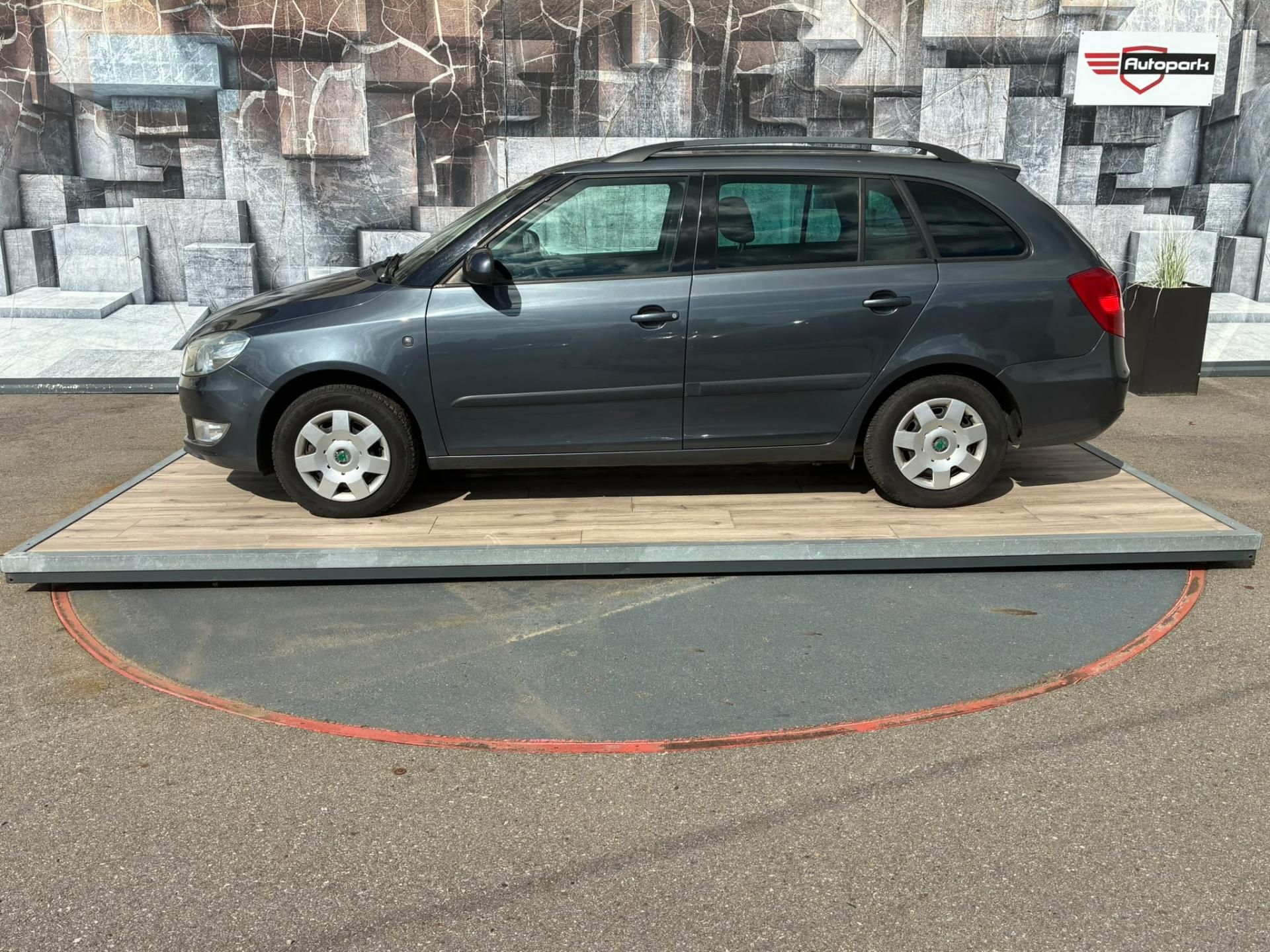Škoda Fabia, 1.2TSi,63KW,VYHŘ.SEDADLA,TEMP. - fotka 4