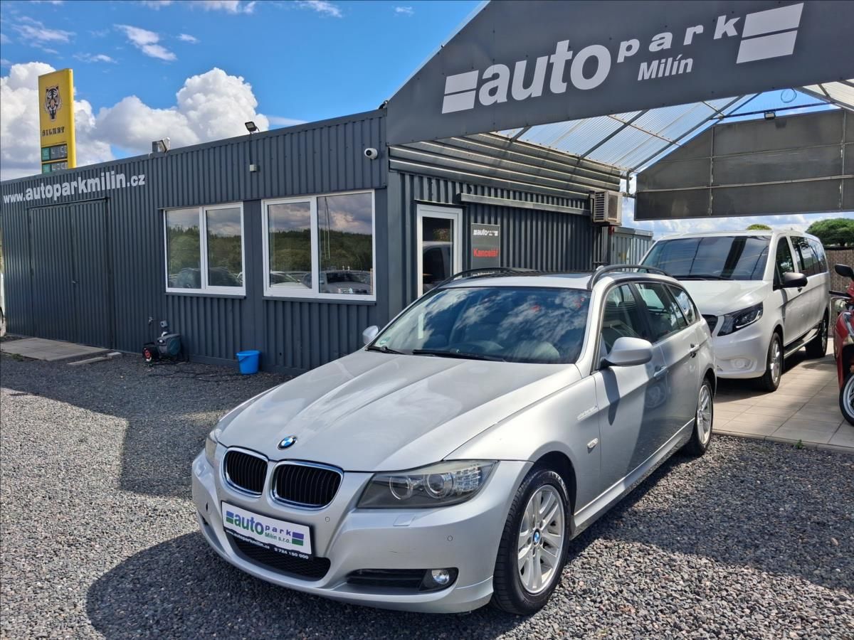 BMW Řada 3, 2,0 - fotka 3