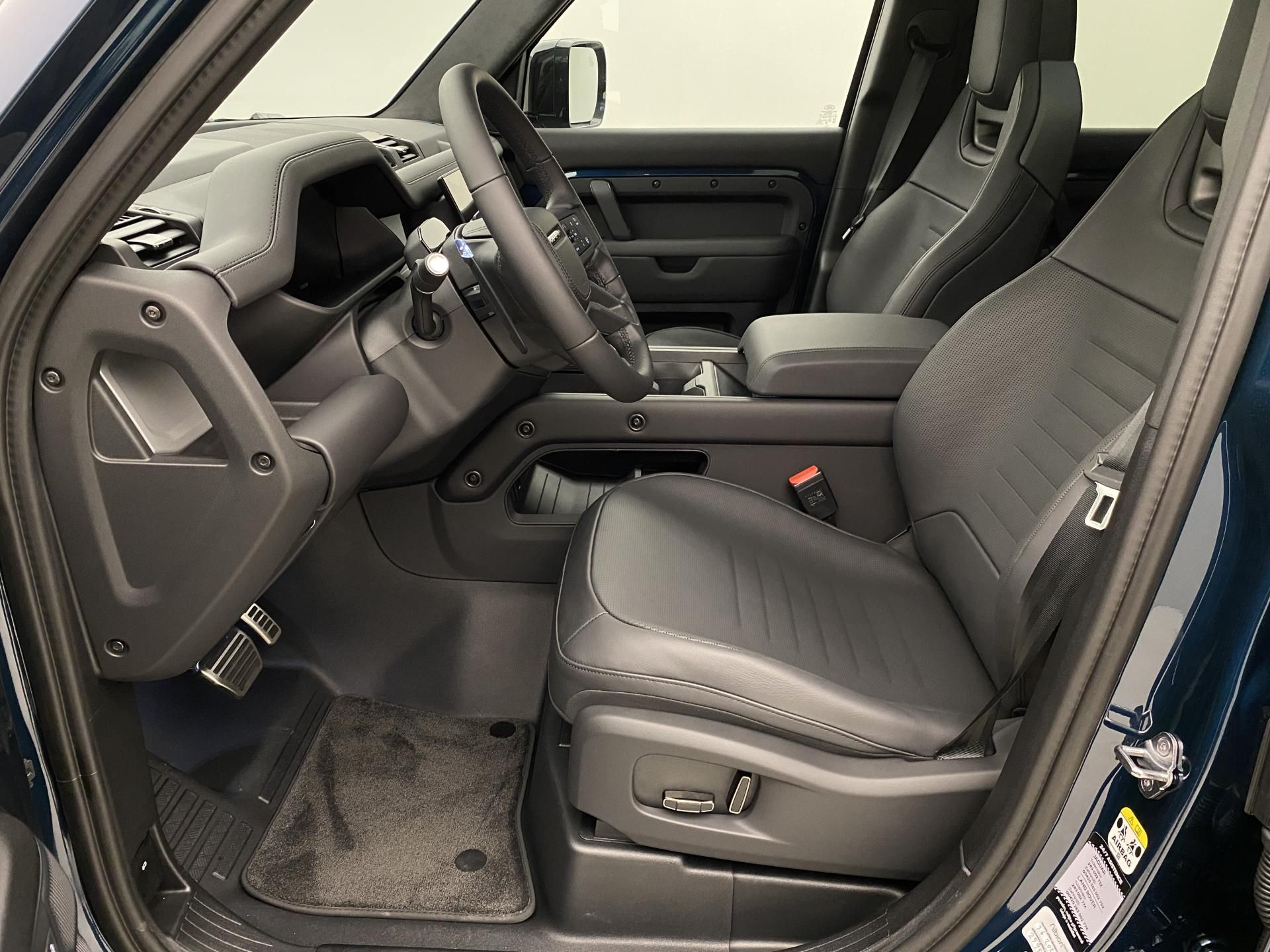 Land Rover Defender, OCTA P635 AWD AUT - fotka 3