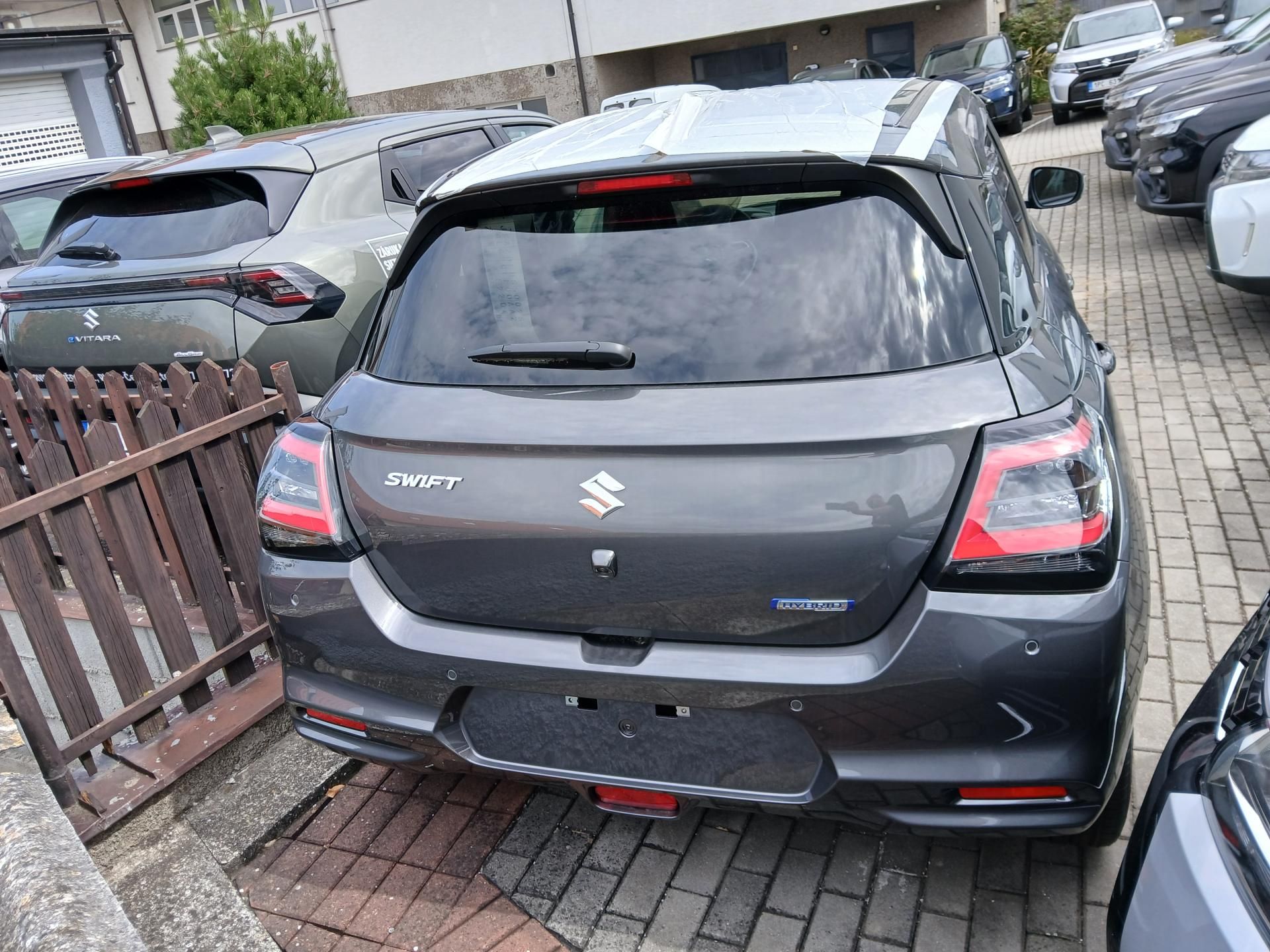 Suzuki Swift, 1,2 PREMIUM ALLGRIP HYBRID - fotka 6