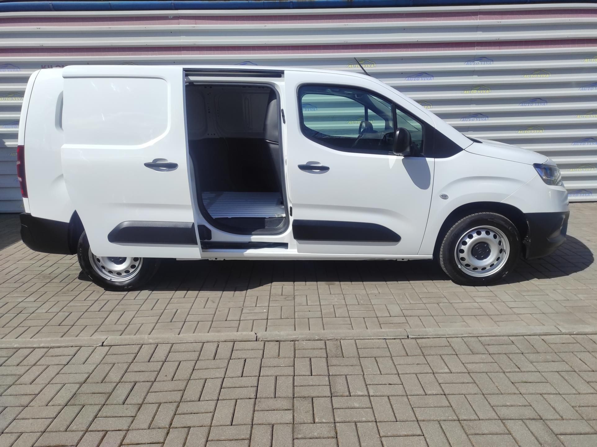 Toyota Proace City, 1,5D-4D 75kW L2, 1 maj., ČR - fotka 6