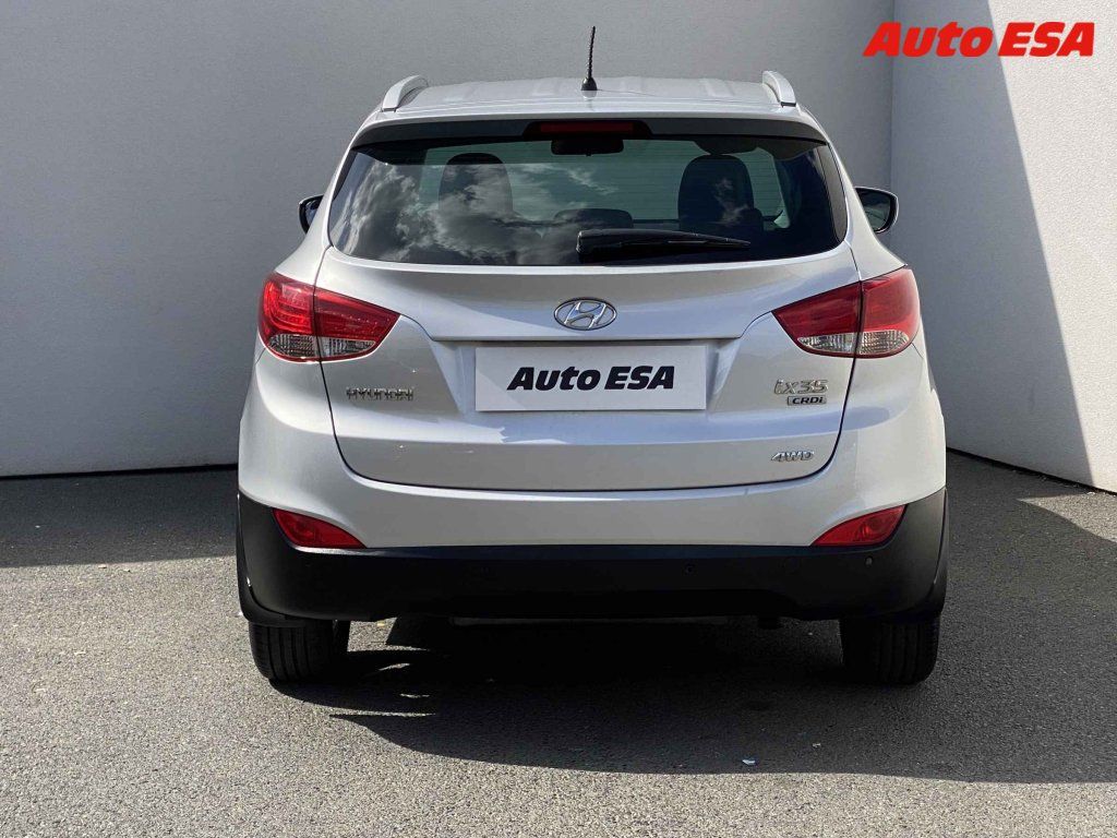 Hyundai ix35, 2.0CRDi 4x4 - fotka 5