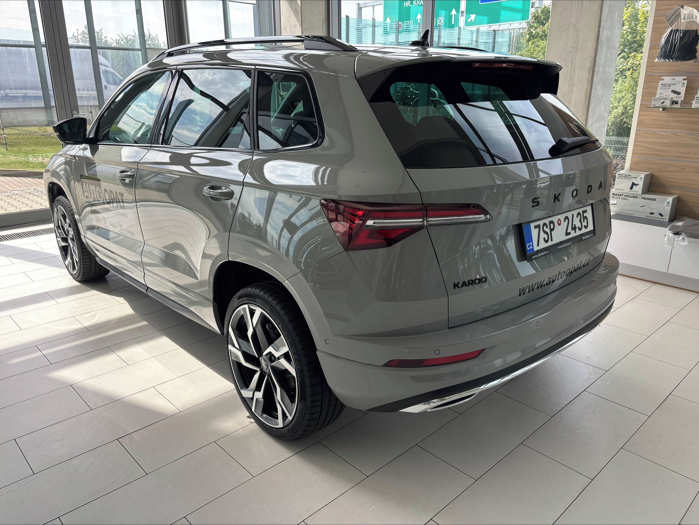Škoda Karoq, Sportline 1,5 TSI 110 kW - fotka 5