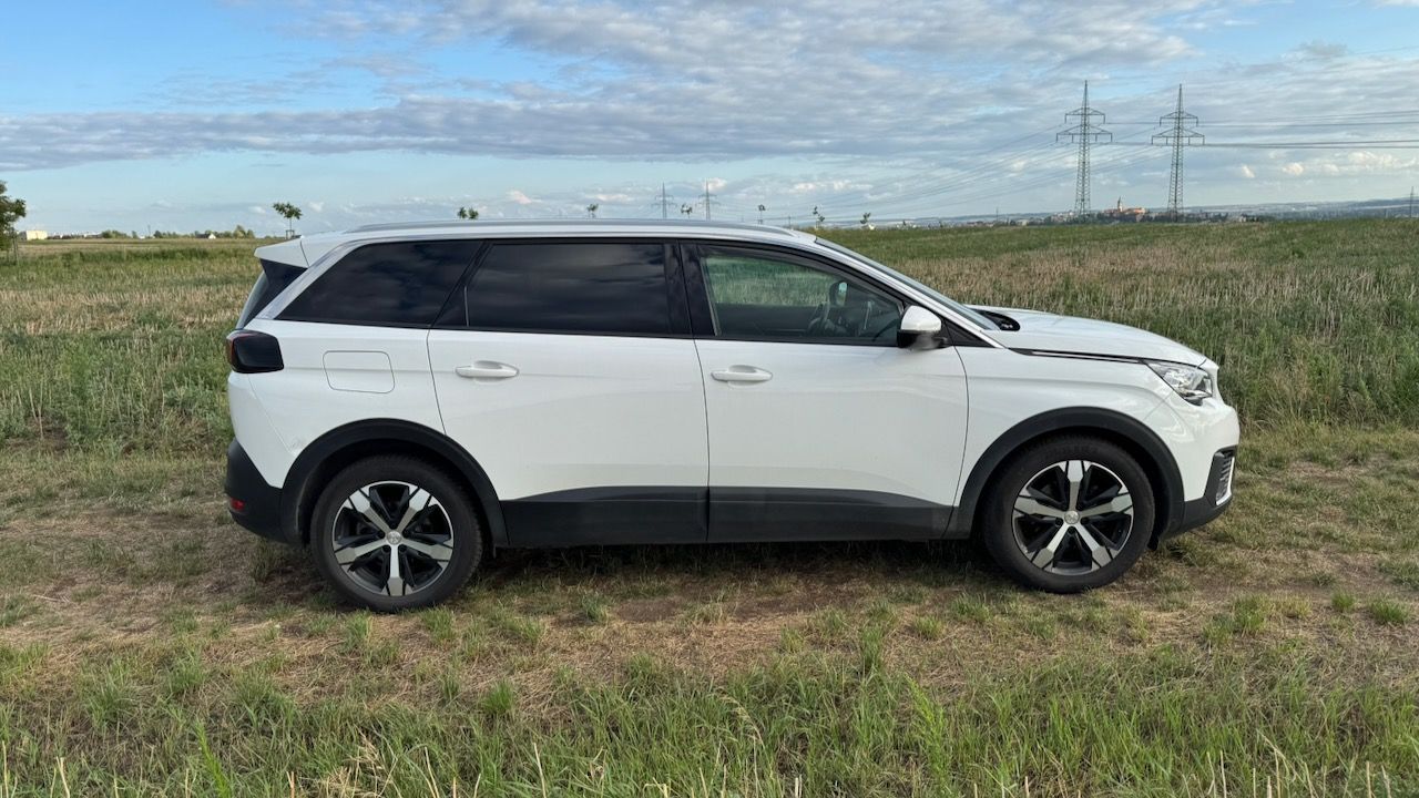 Peugeot 5008, ACTIVE 2.0 BlueHDi, MAN6,7míst - fotka 5