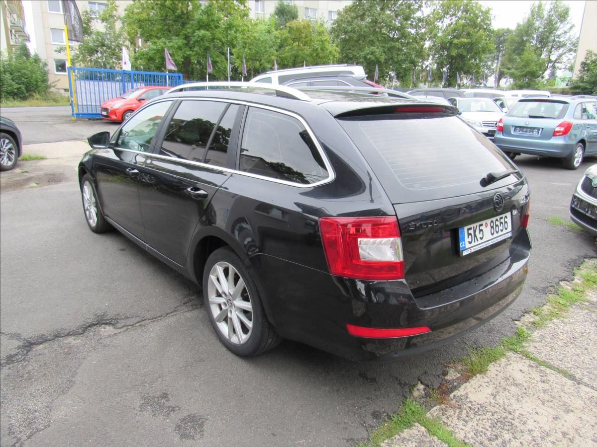 Škoda Octavia, 2,0 TDI 110kW DSG Combi - fotka 4