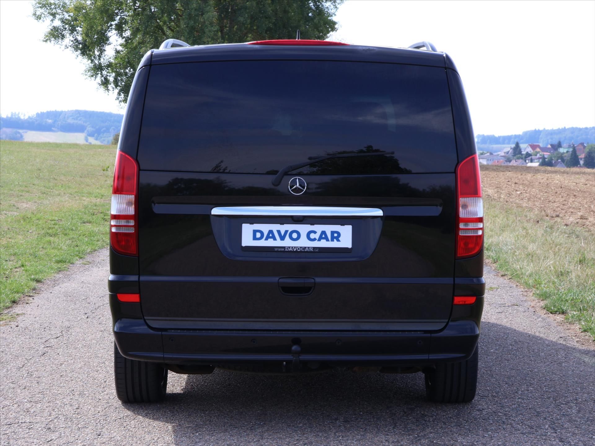 Mercedes-Benz Viano, 3,0 CDI 165kW Aut. 6-Míst Tažn - fotka 6
