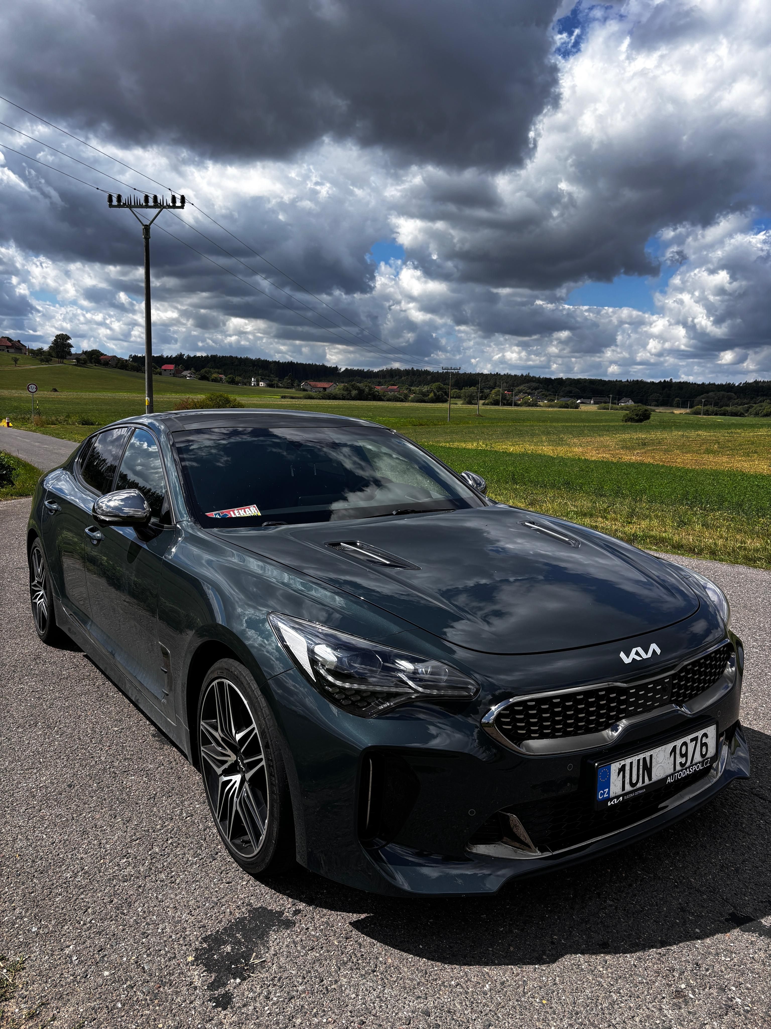 Kia Stinger, Prodám Kia Stinger GT 3.3 - fotka 4