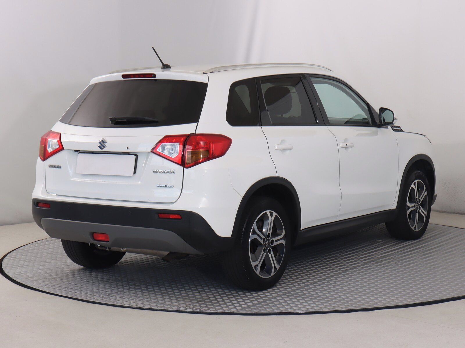 Suzuki Vitara, 1.6 VVT, 4X4, Serv.kniha - fotka 5
