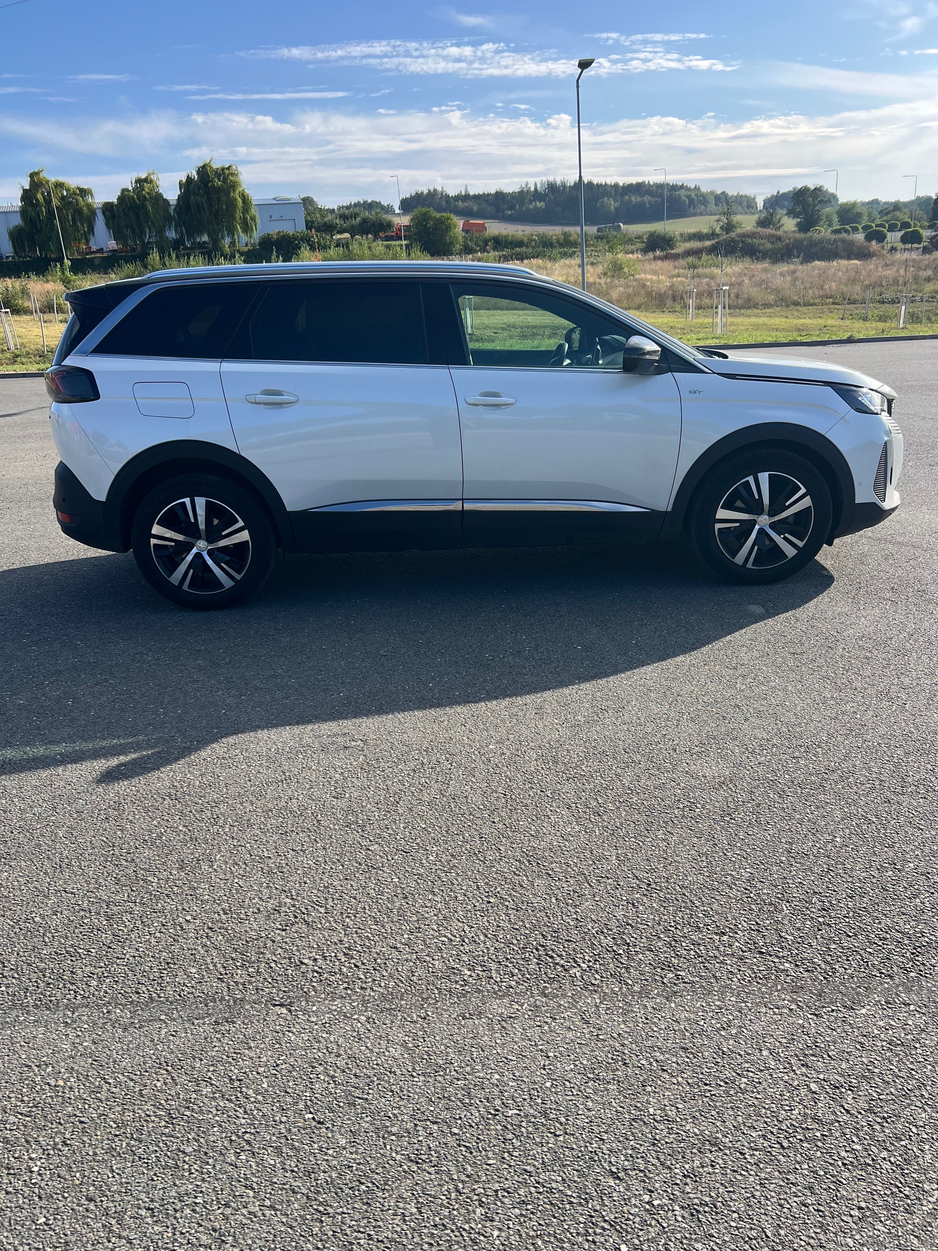 Peugeot 5008, 1,2i  GT,automat,DPH,7mist - fotka 6