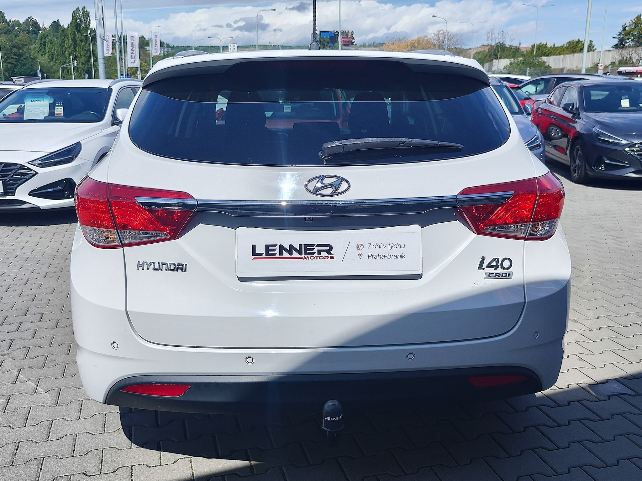 Hyundai i40, 1.7 CRDI/100kW Experience AT - fotka 6