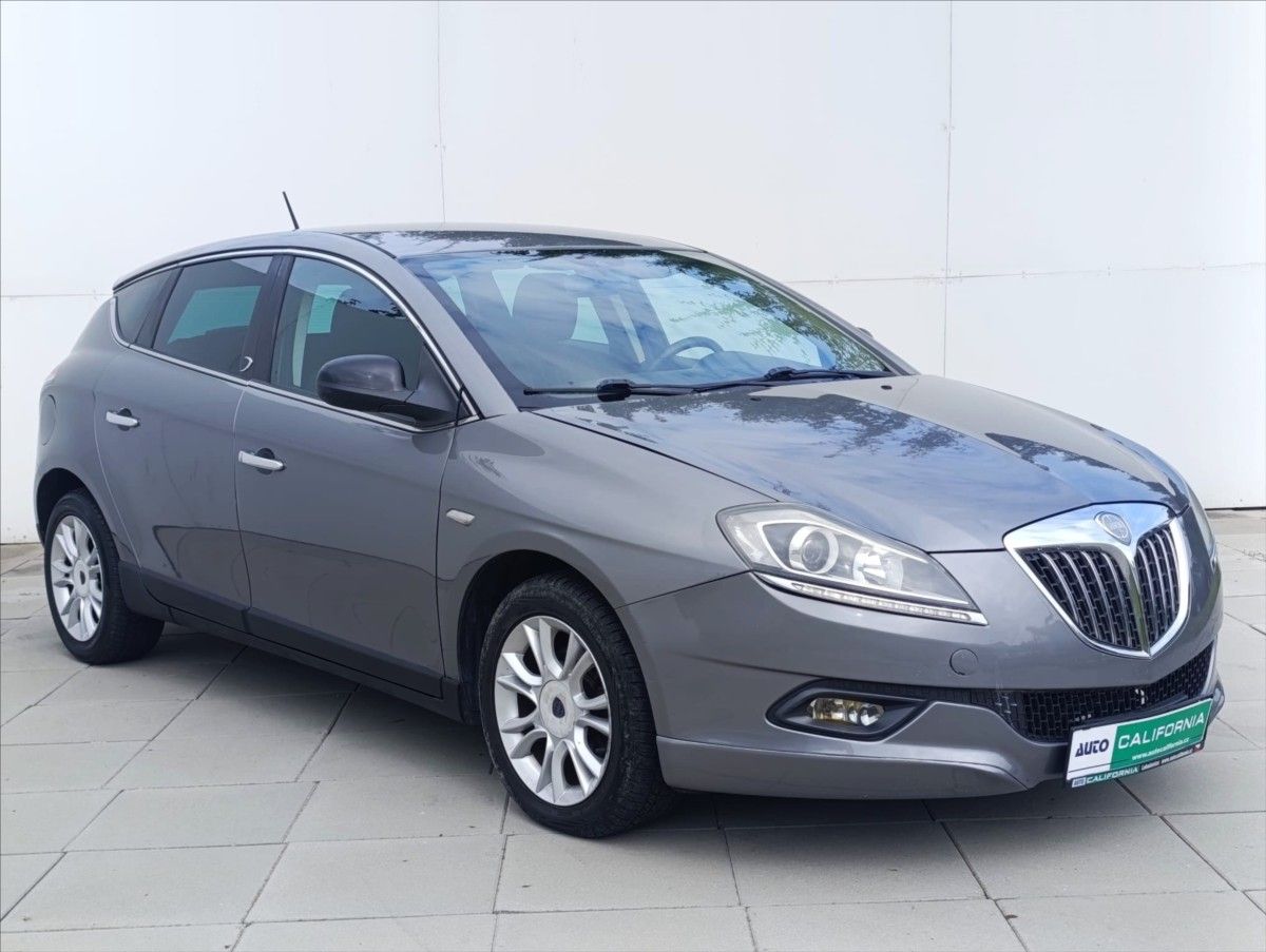 Lancia Delta, 1,6 JTD Klima,Tempomat - fotka 5