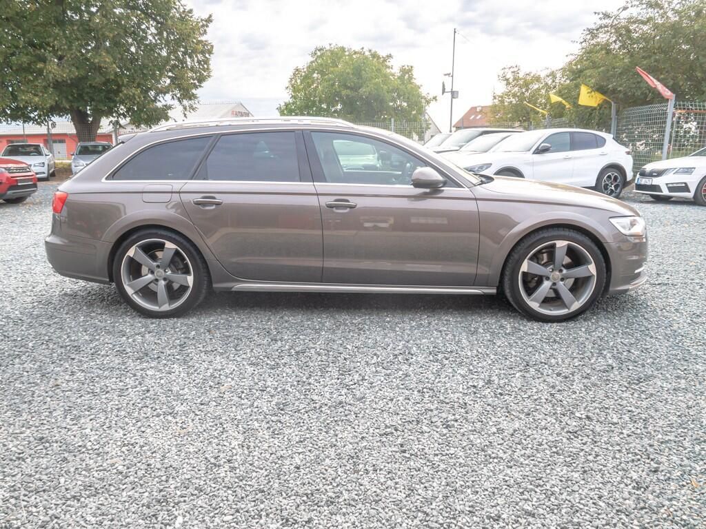 Audi A6 allroad, 3.0TDI 180KW – VÝBAVA - fotka 4
