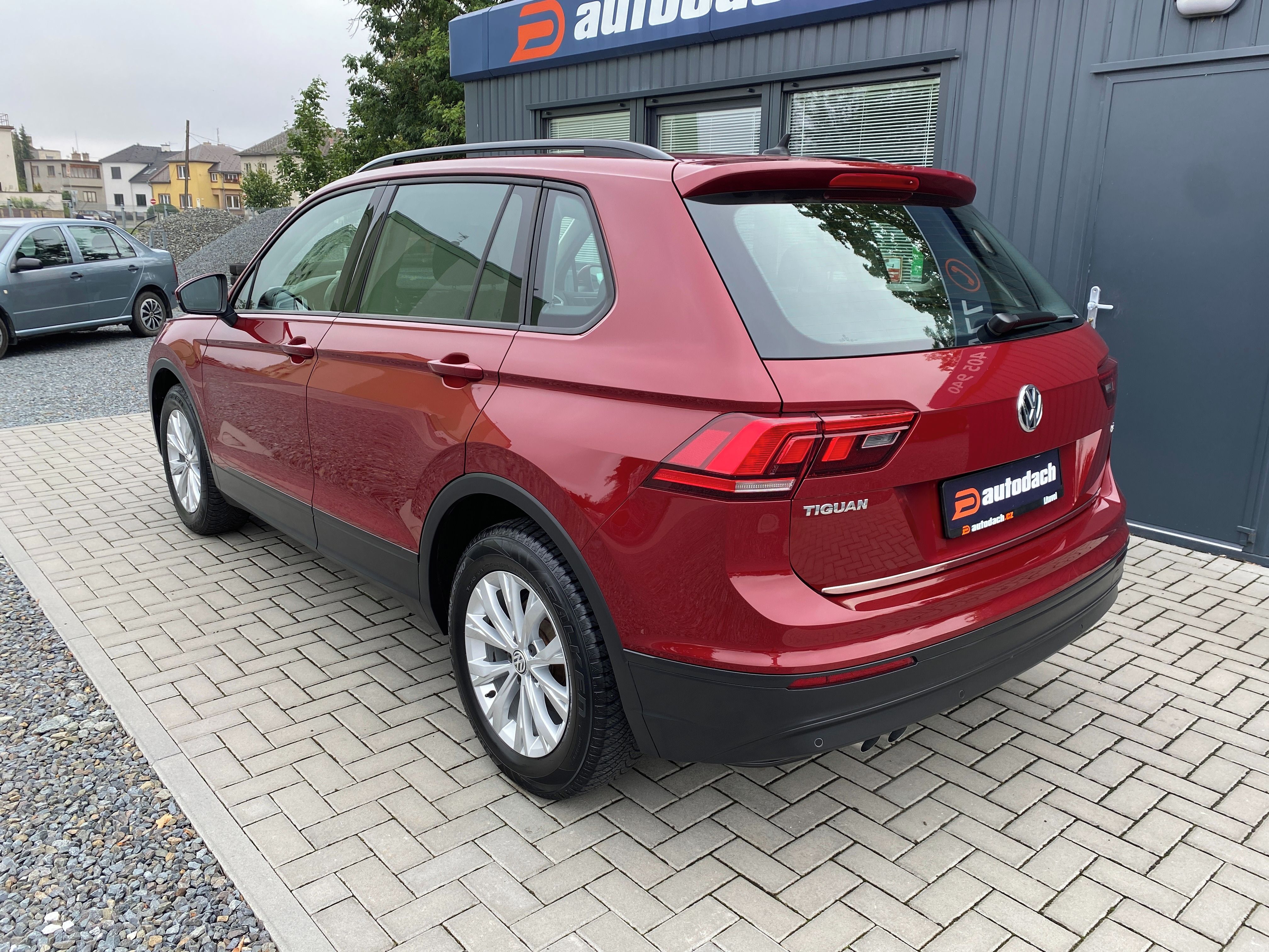 Volkswagen Tiguan, 1.4 TSI 110kW - 1xMAJ. - LED - fotka 3