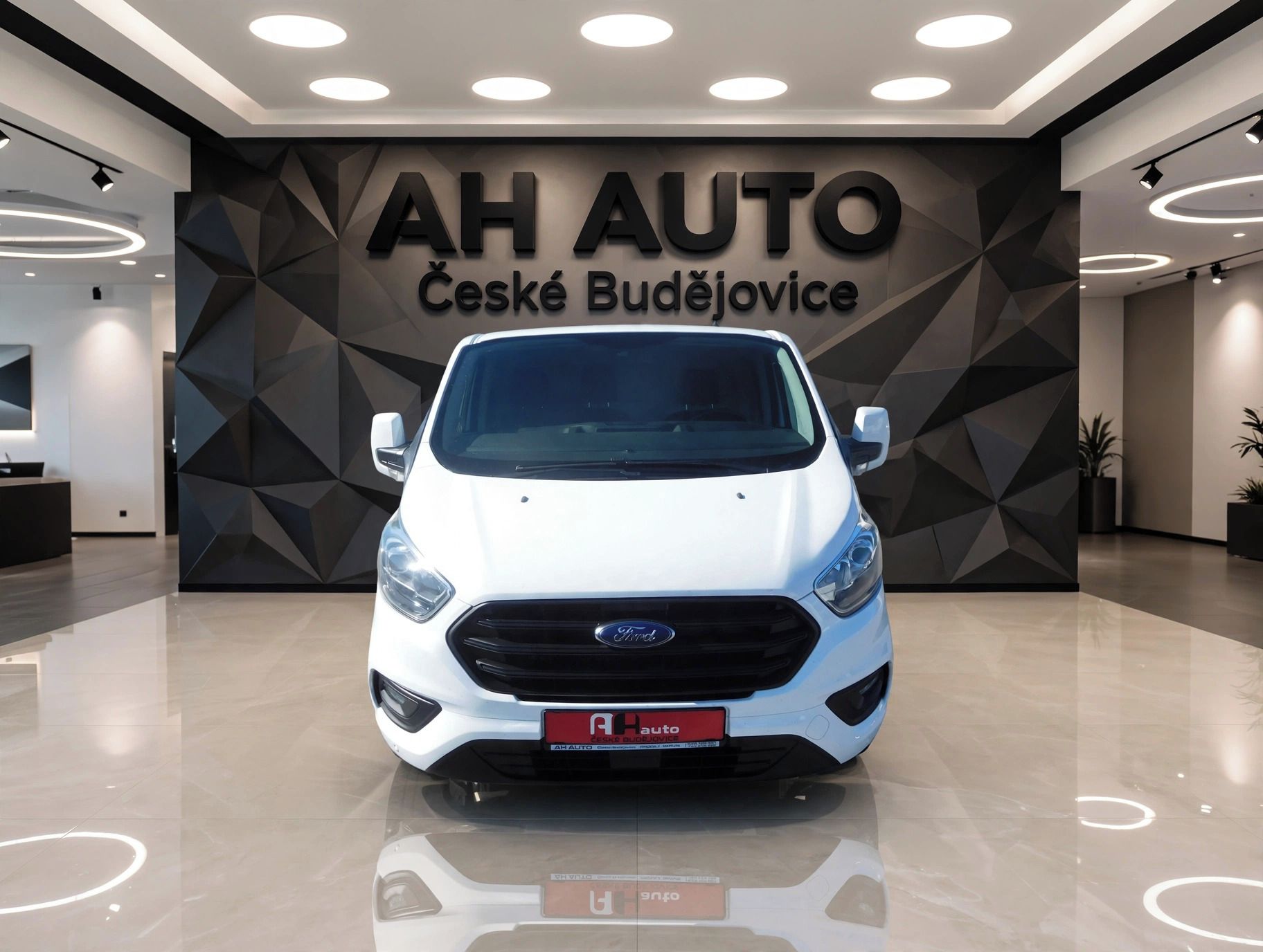 Ford Transit Custom, 2.0 TDCi, L1H1, 79.2 kW, Klima - fotka 6