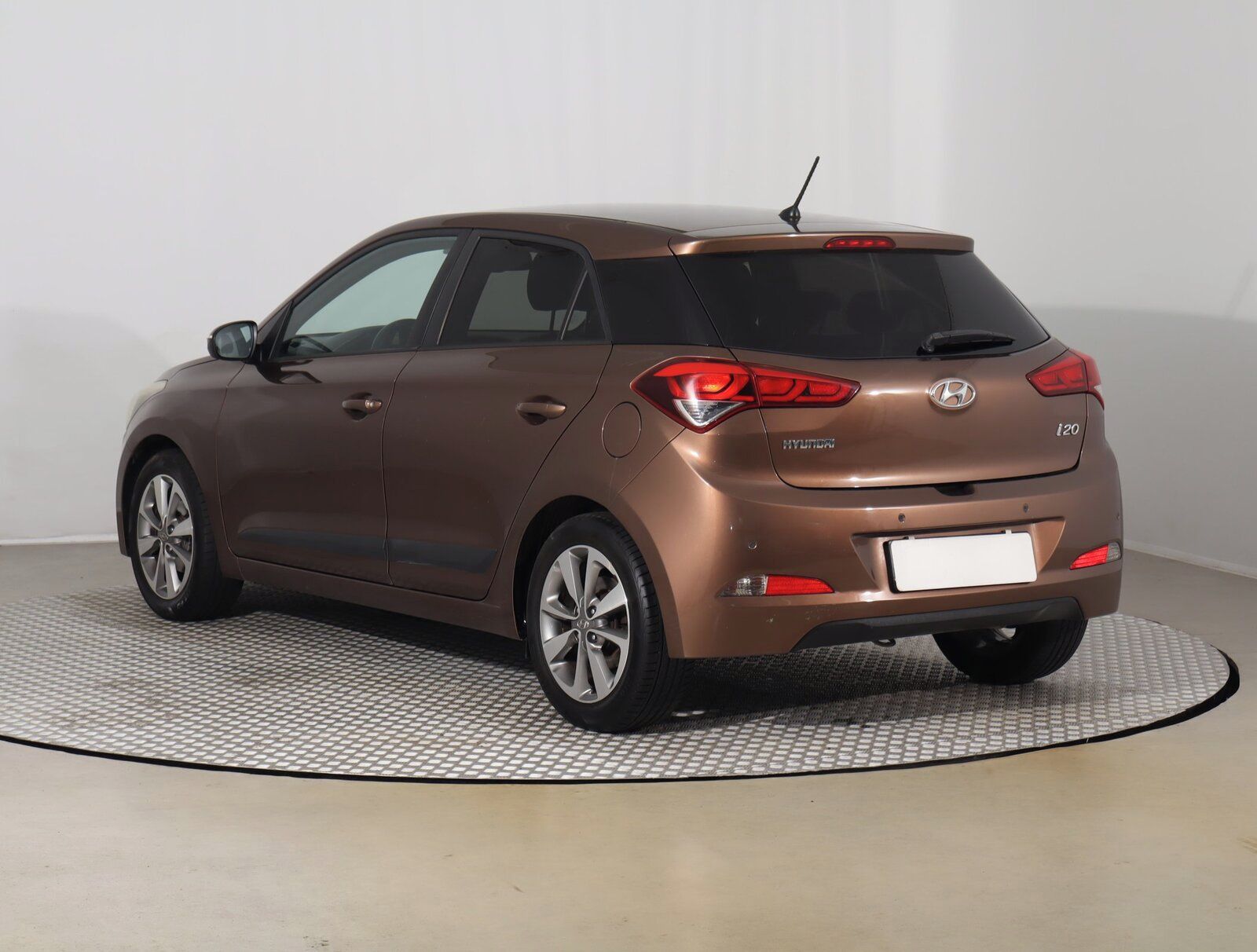 Hyundai i20, 1.2, Serv.kniha - fotka 4