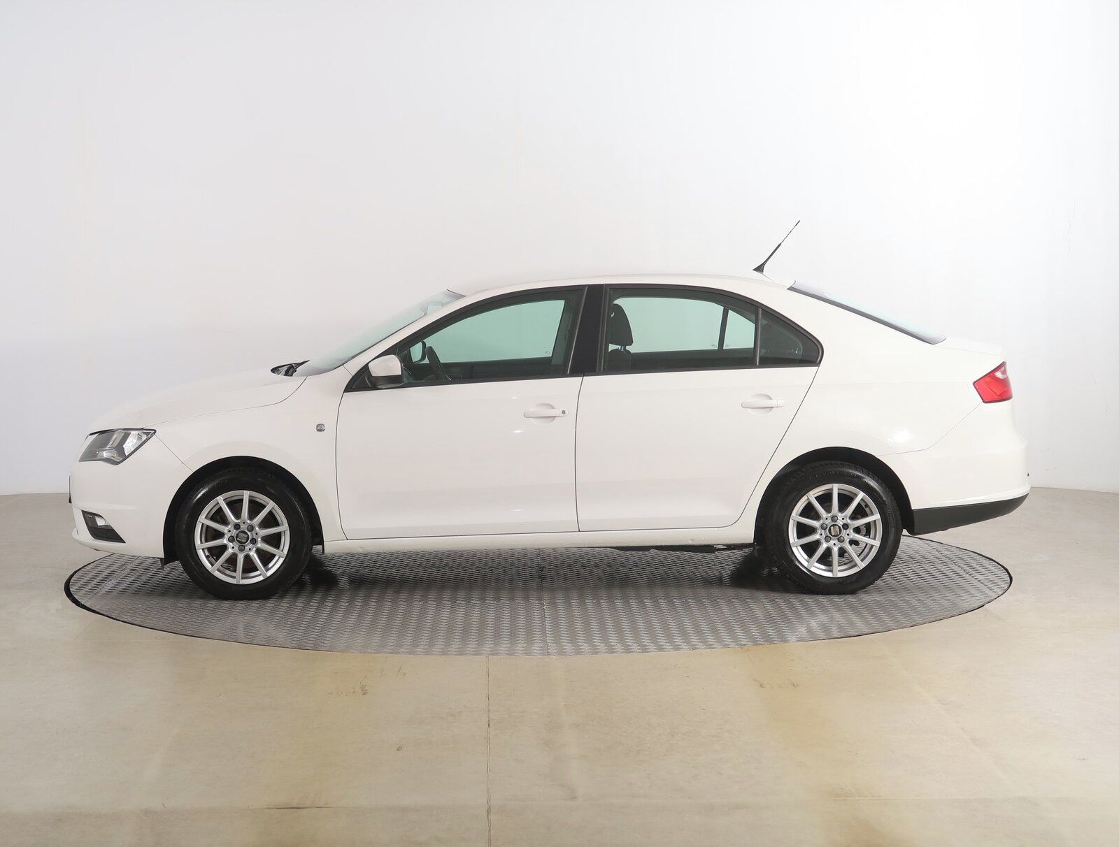 Seat Toledo, 1.2 TSI, Serv.kniha - fotka 3