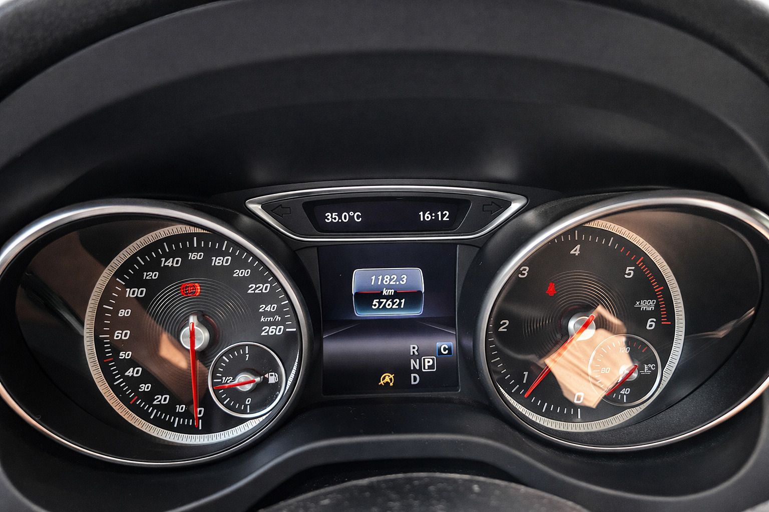 Mercedes-Benz GLA, 200 CDI, AMG packet - fotka 5