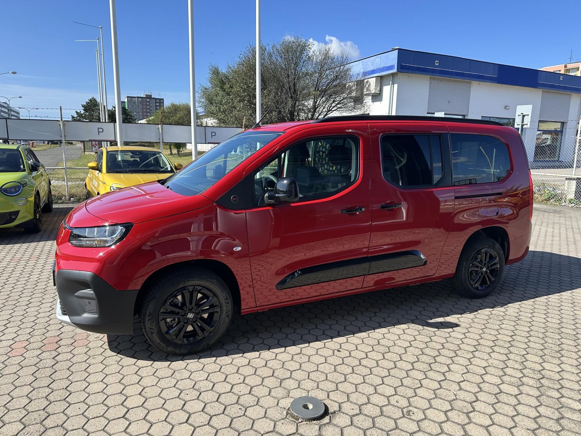 Fiat Qubo, Maxi - Icon 1,5 130k MT6-7míst - fotka 4