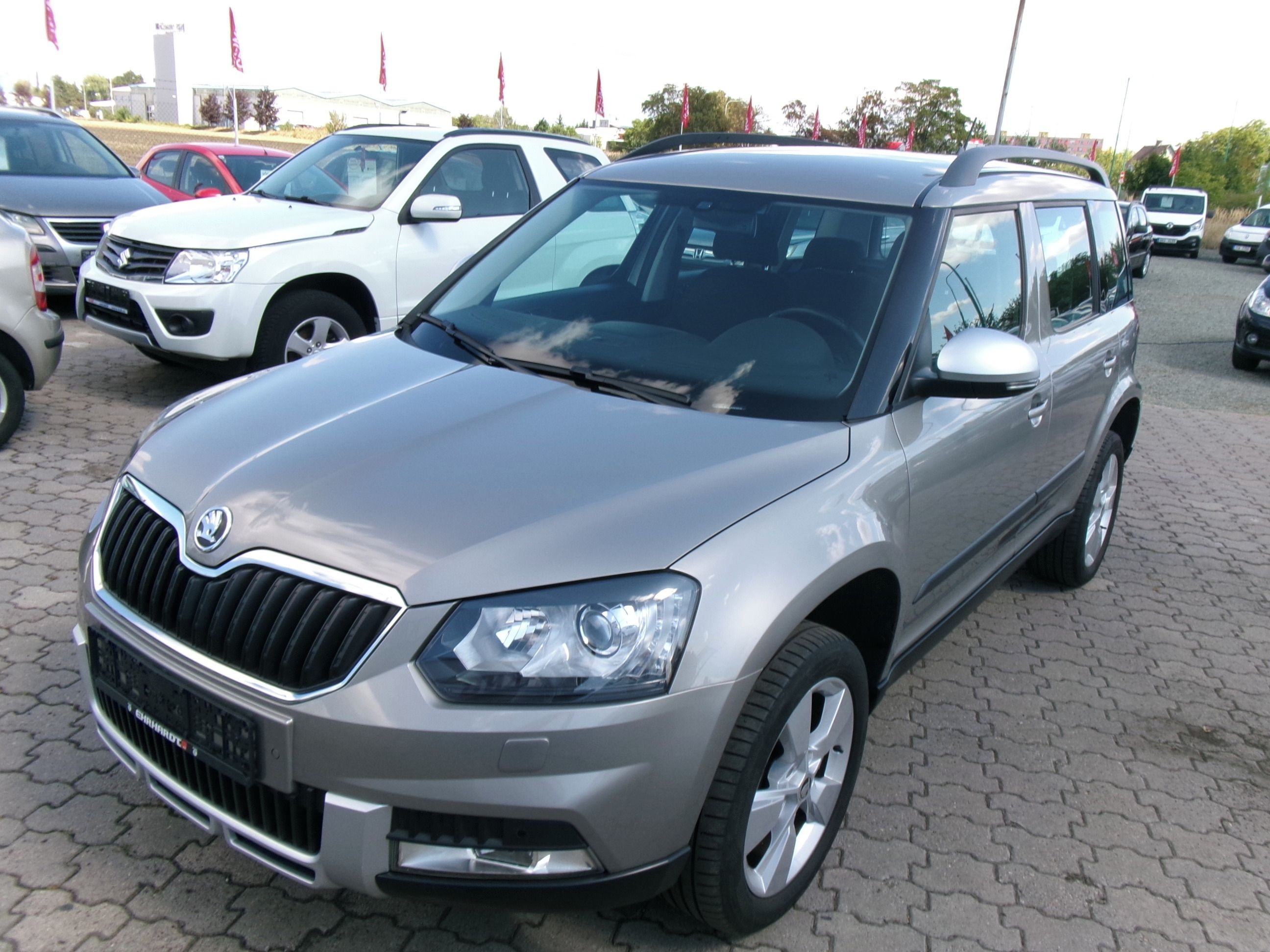 Škoda Yeti, 2.0TDi,103kw,2x kola - fotka 3