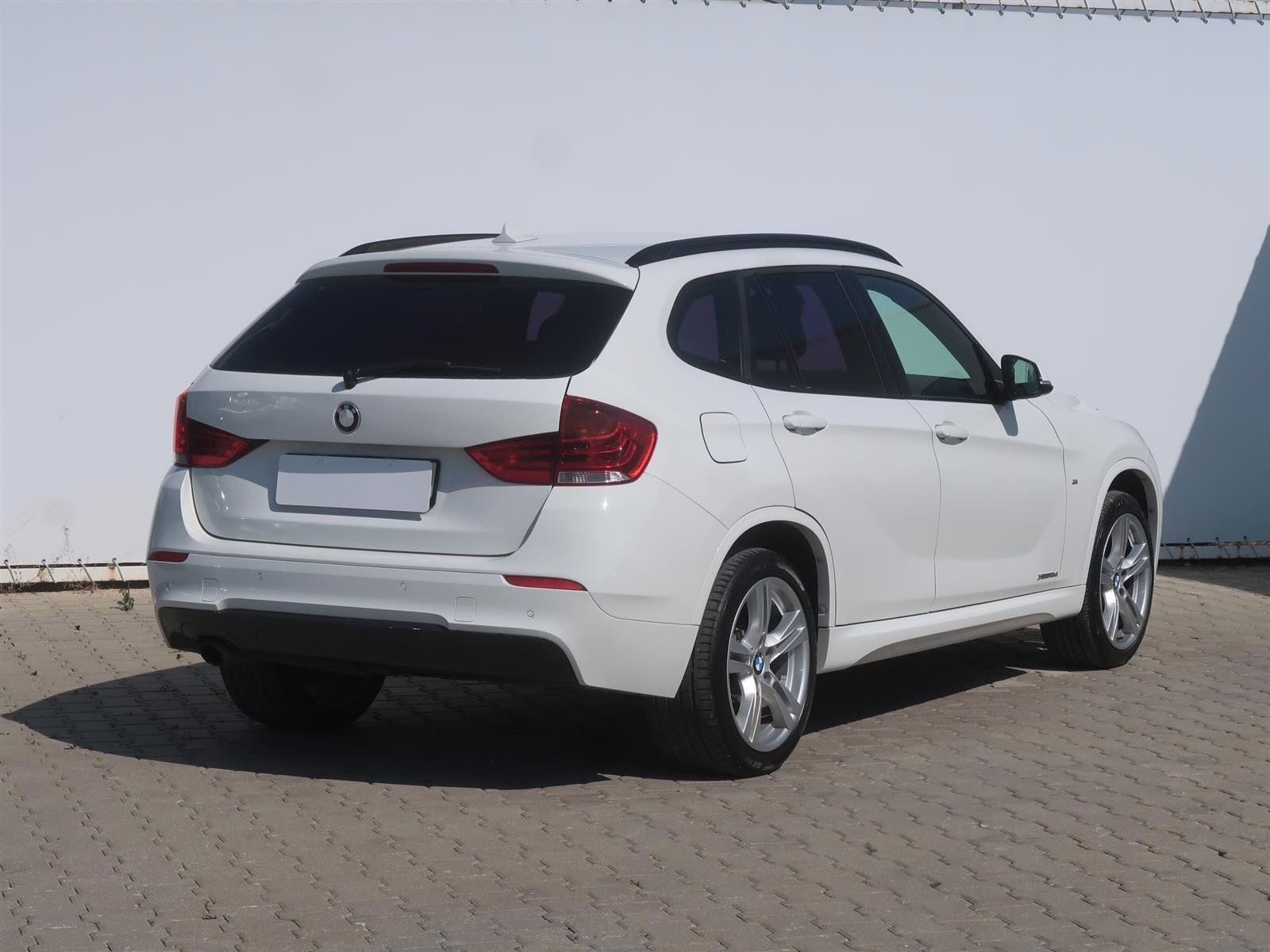 BMW X1, sDrive18d, M Sport, 4X4 - fotka 5