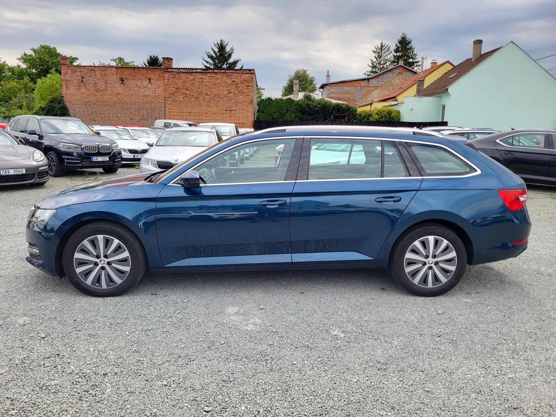 Škoda Superb, III FL combi 2.0 TDi DSG STYLE - fotka 2