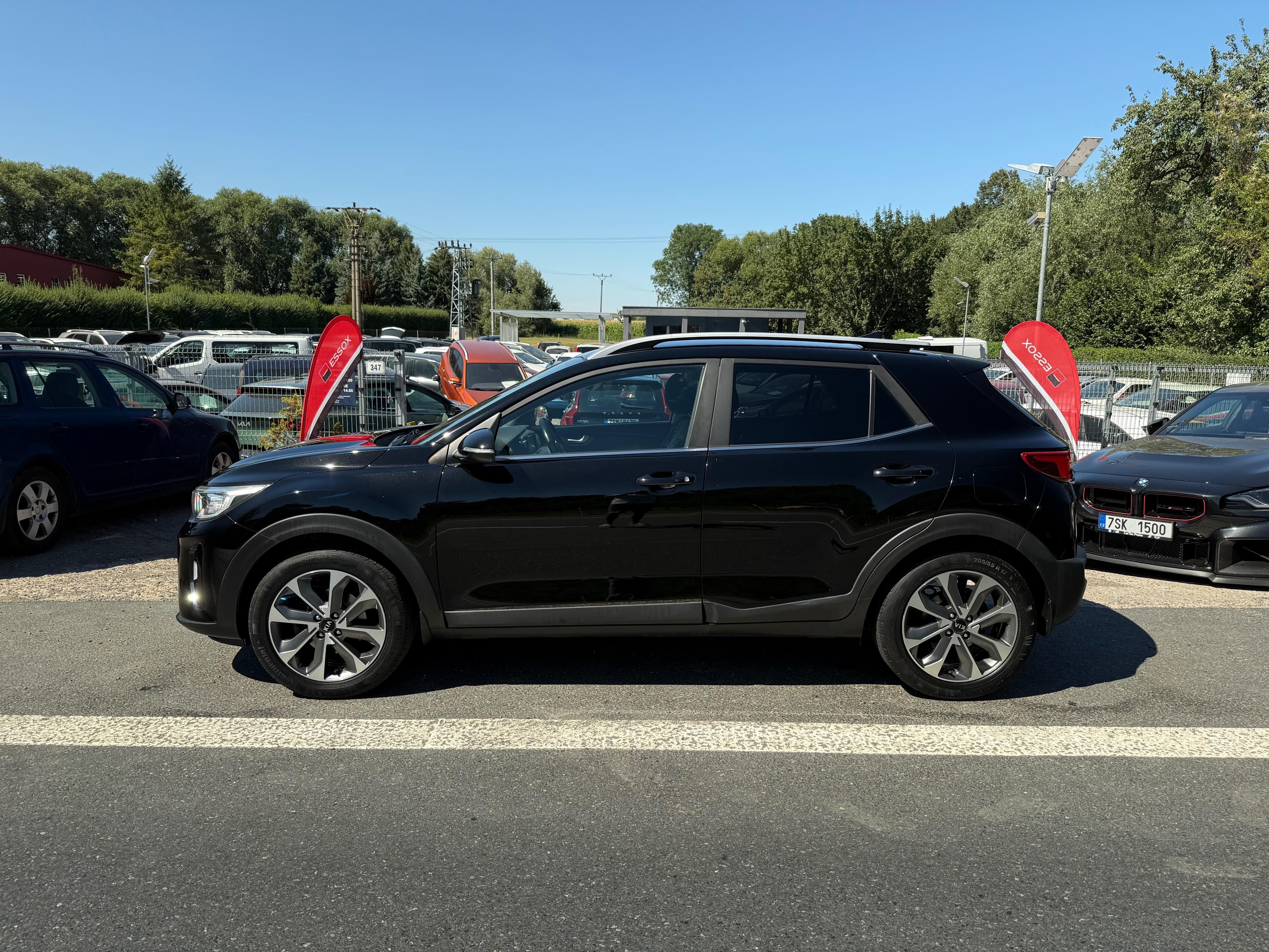 Kia Stonic, 1.4CVVT TOP ČR DPH - fotka 2