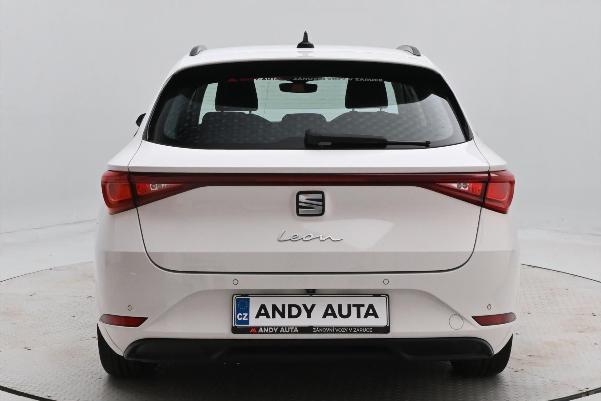 Seat Leon, 2,0 TDI 110 kW DSG Style Záruk - fotka 6