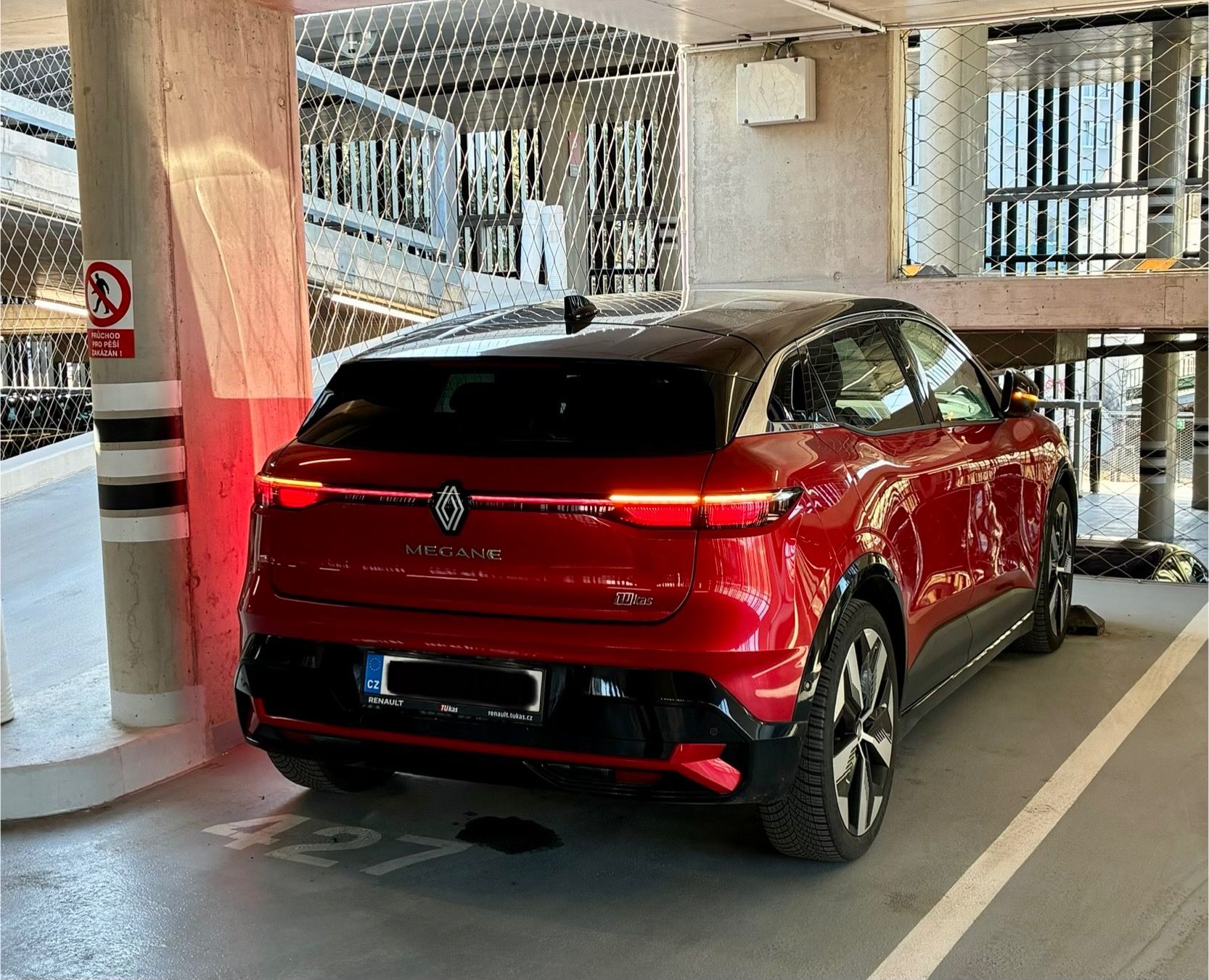 Renault Mégane, E-tech EV60 220k - fotka 2